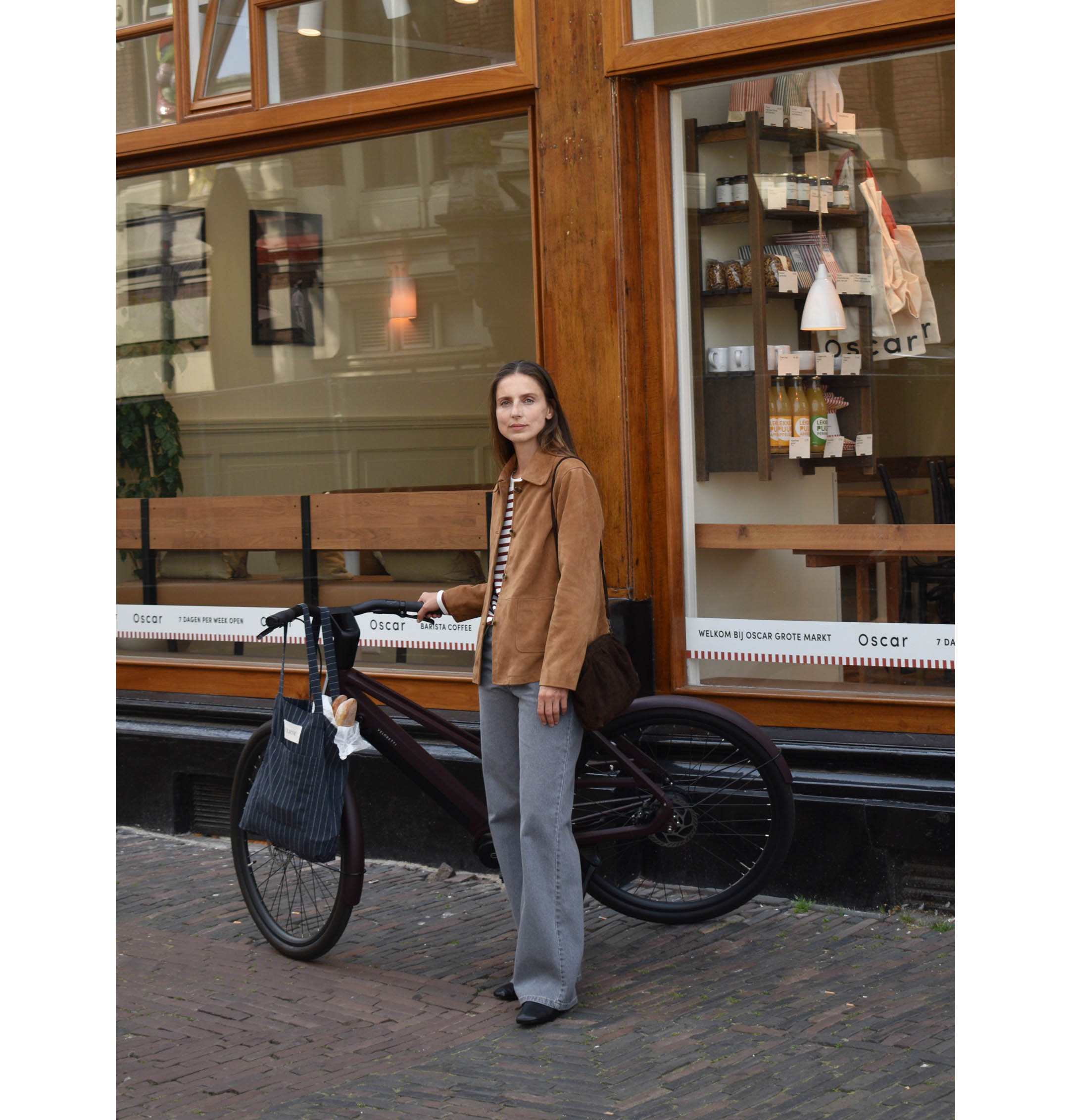 17 City Pulse | Nina Varga