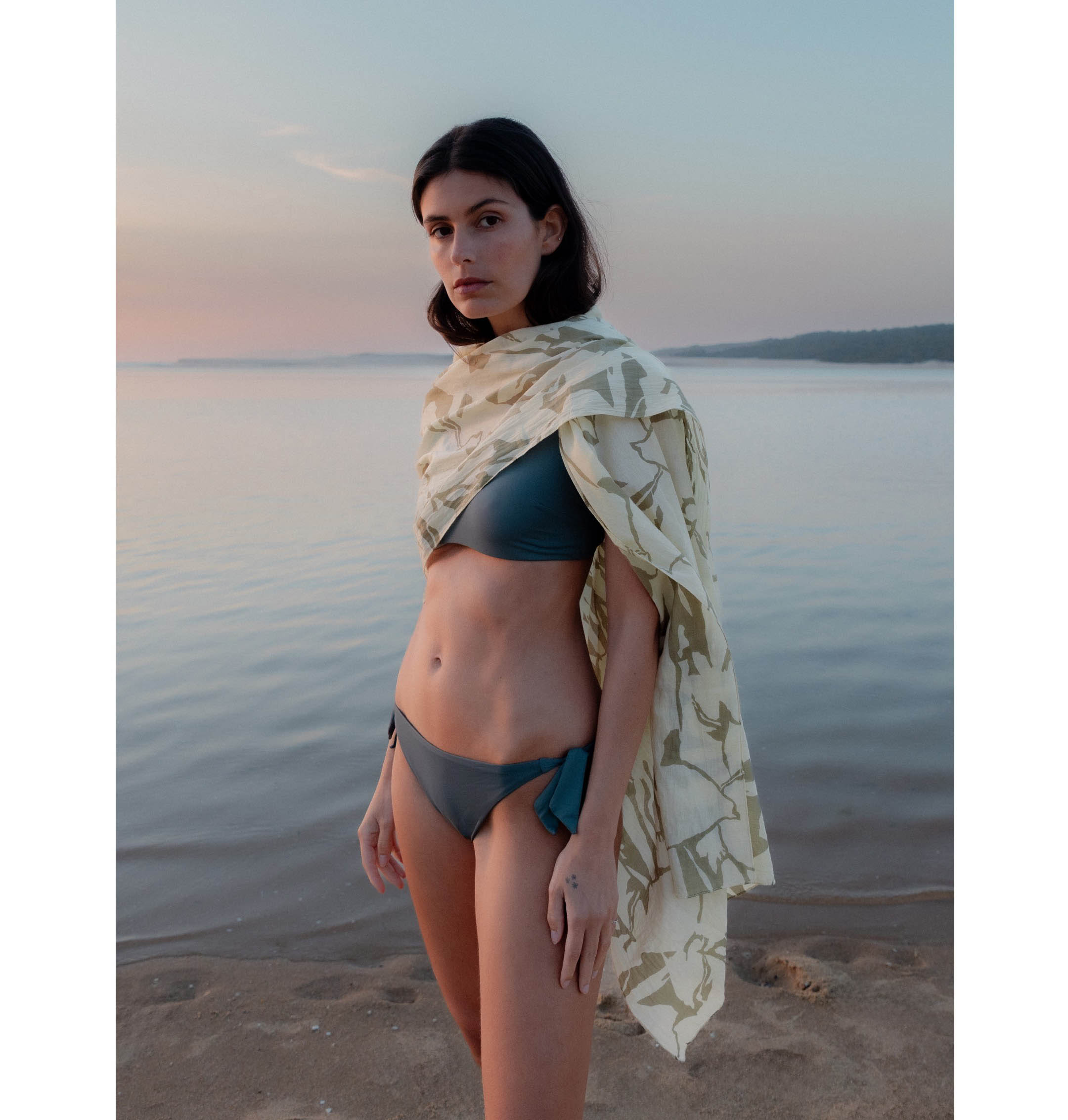 06 ELEGANCE UNDER THE SUN | Isabel Vilardebó