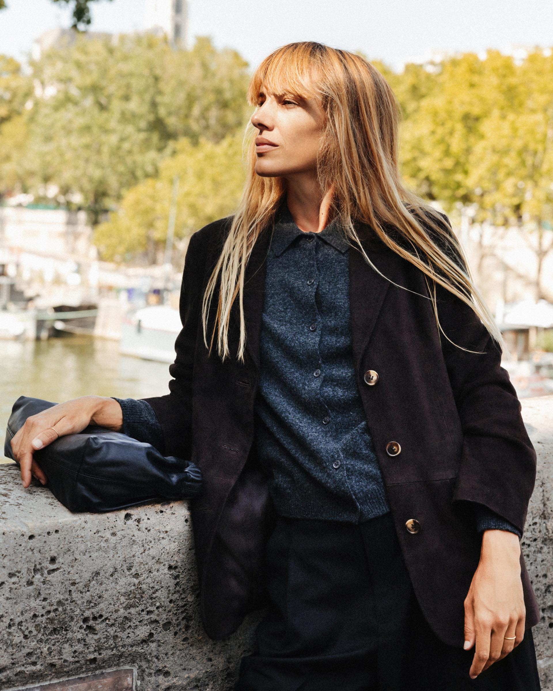 CHAQUETAS Y TRENCHS