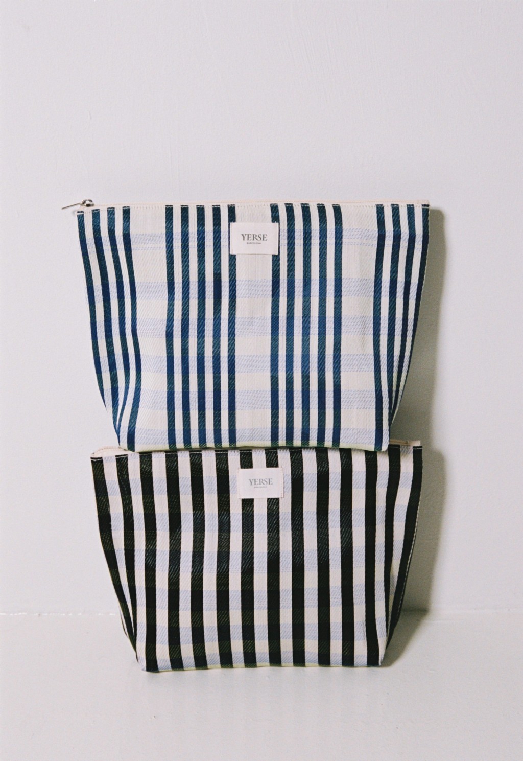 Pochette à carreaux bleu 4