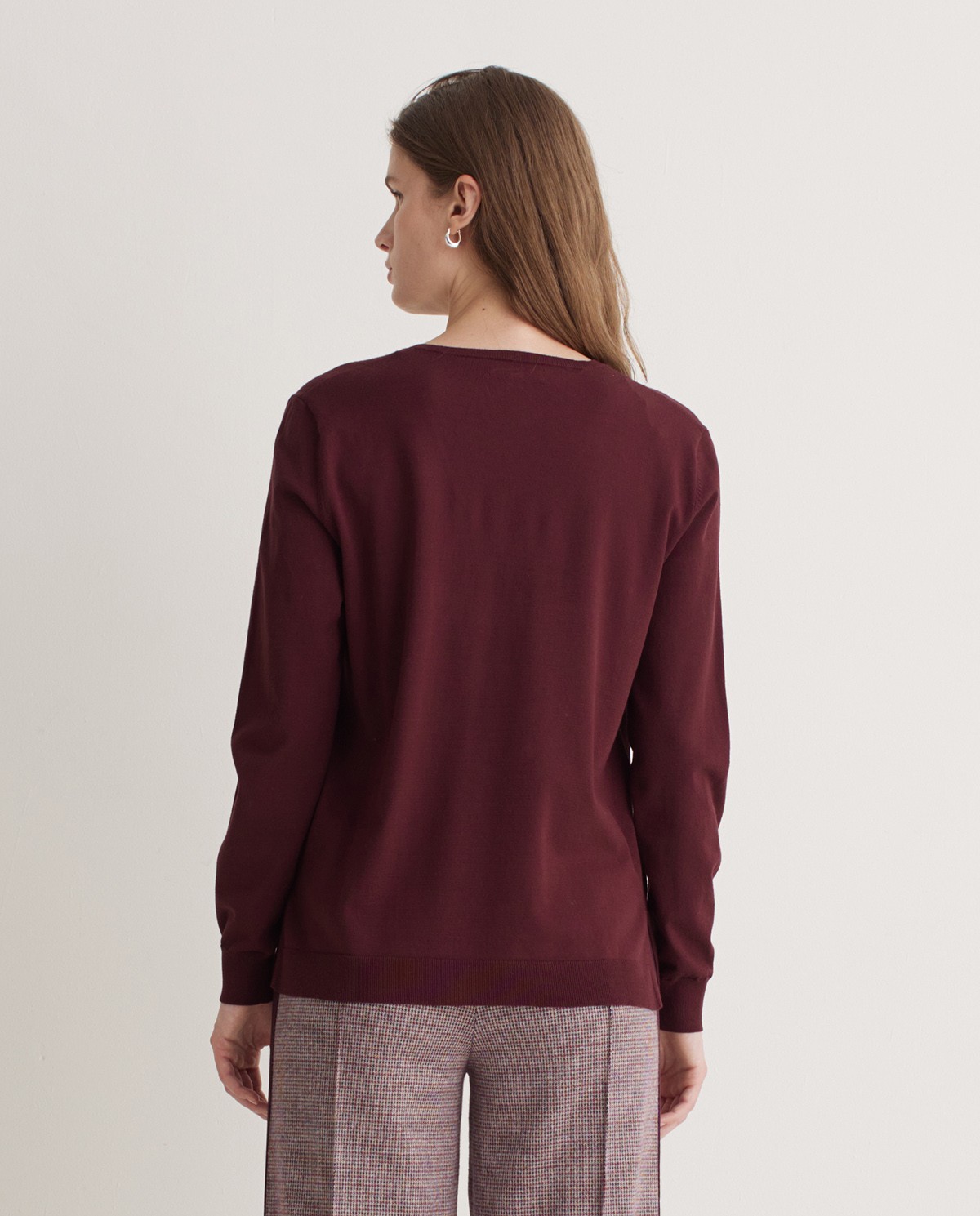 Garnet side slit sweater - V-neck sweater 5