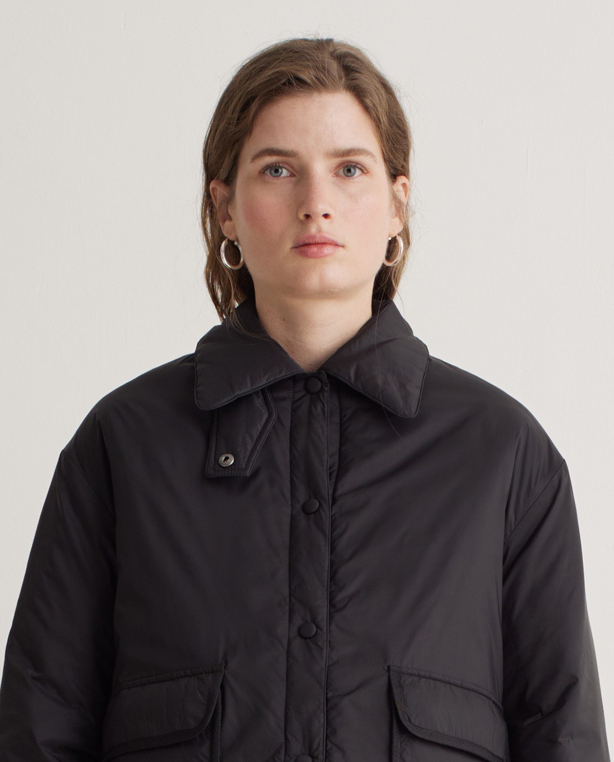 Black water-repellent short jacket woman Yerse - Front view 2