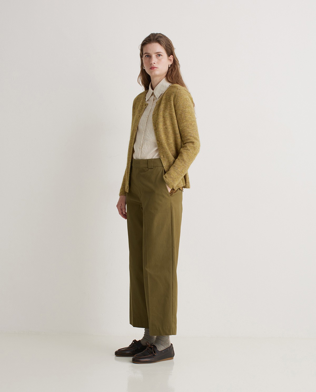 Olive-green 100% cotton regular-fit trousers woman Yerse - Front view 3