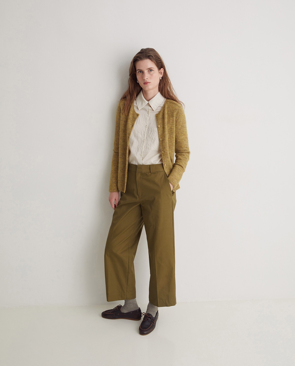Olive-green 100% cotton regular-fit trousers woman Yerse - Front view 1