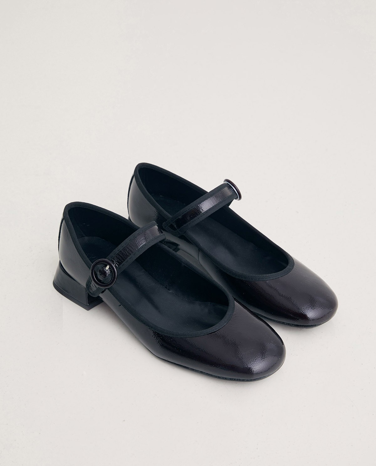 Mary Jane en cuir verni vin