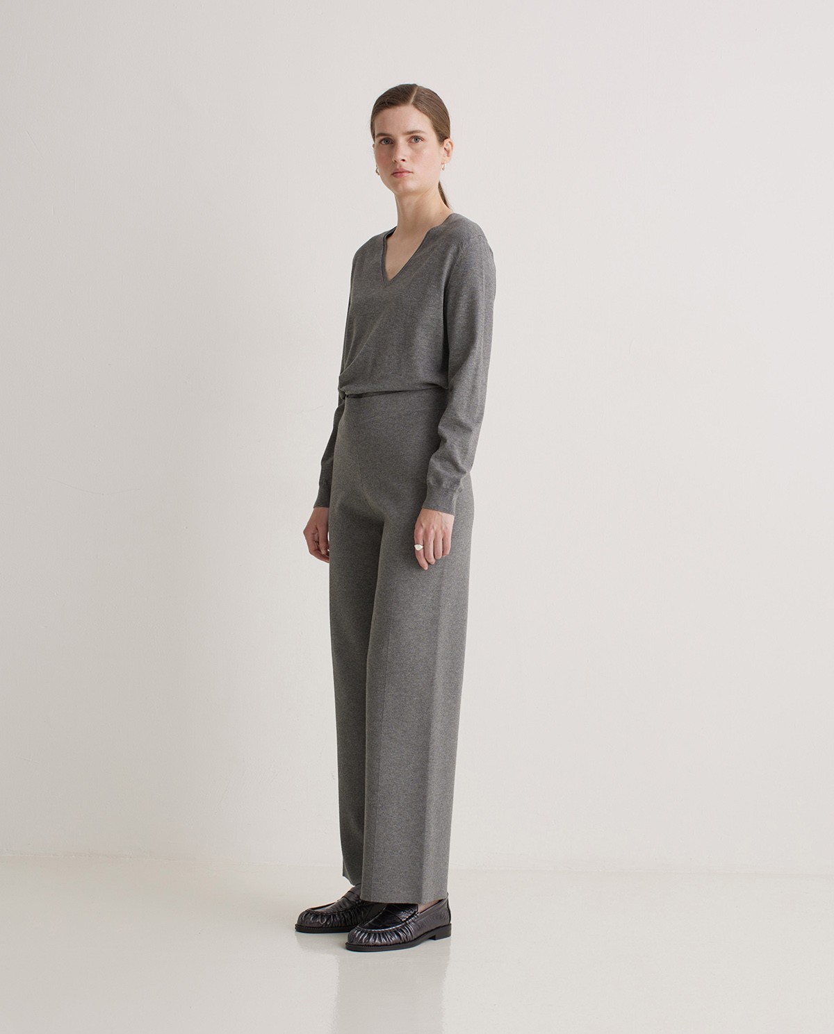 Pantalones regular fit con viscosa gris - Pantalones regular fit 2