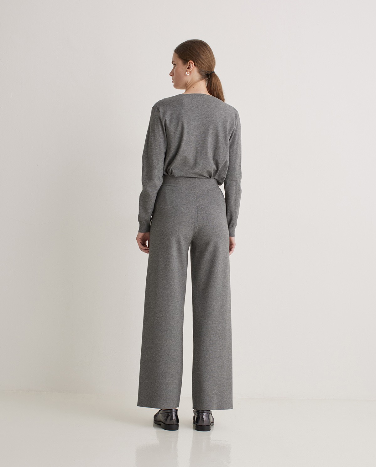 Pantalones regular fit con viscosa gris - Pantalones regular fit 4