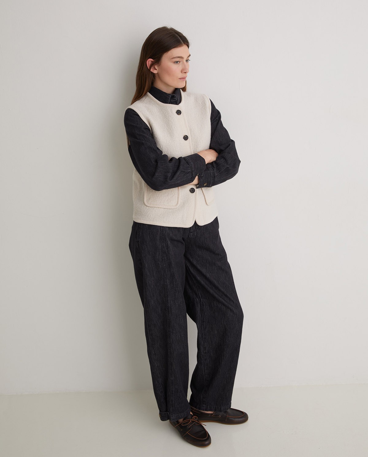 Raw wool blend vest with pockets - Vest made with boiled wool 6