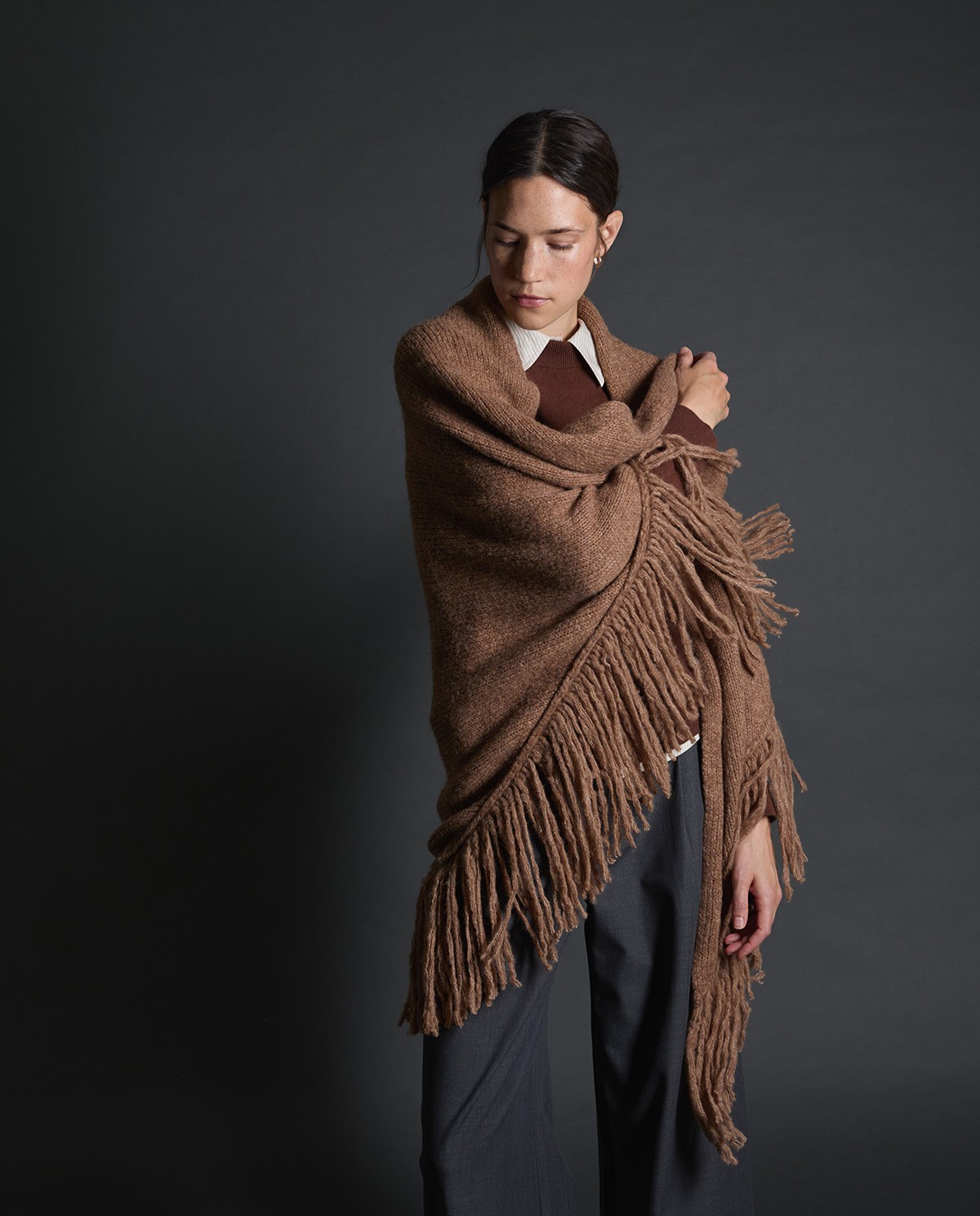 Poncho tricot fibras recicladas y lana beige - Poncho tricot