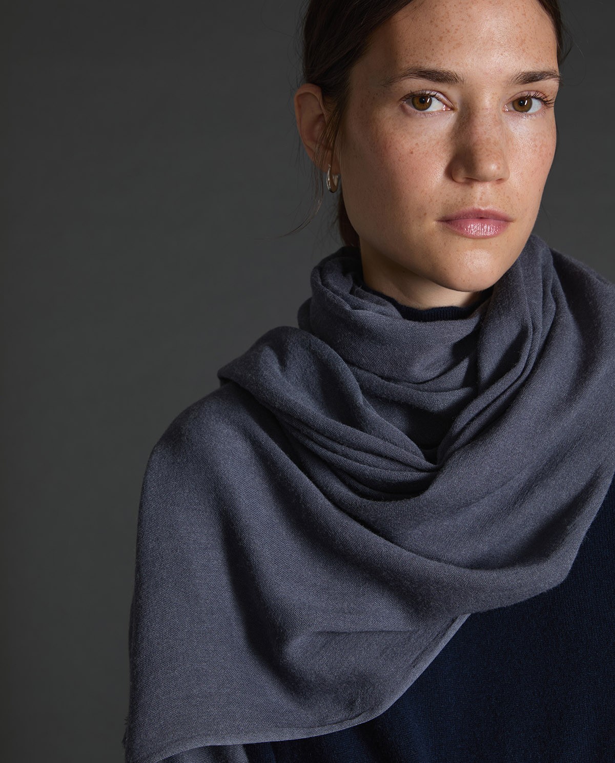 Écharpe en laine mélangée effet effiloché anthracite - Écharpe plissée