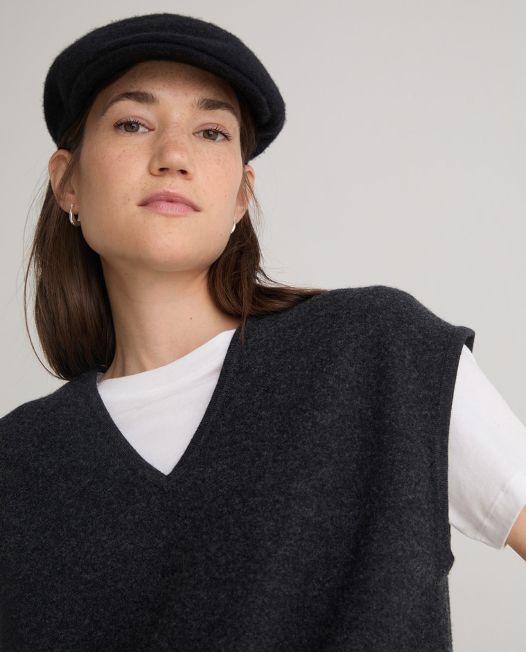 Beret with fine black wool - Beret with wool
