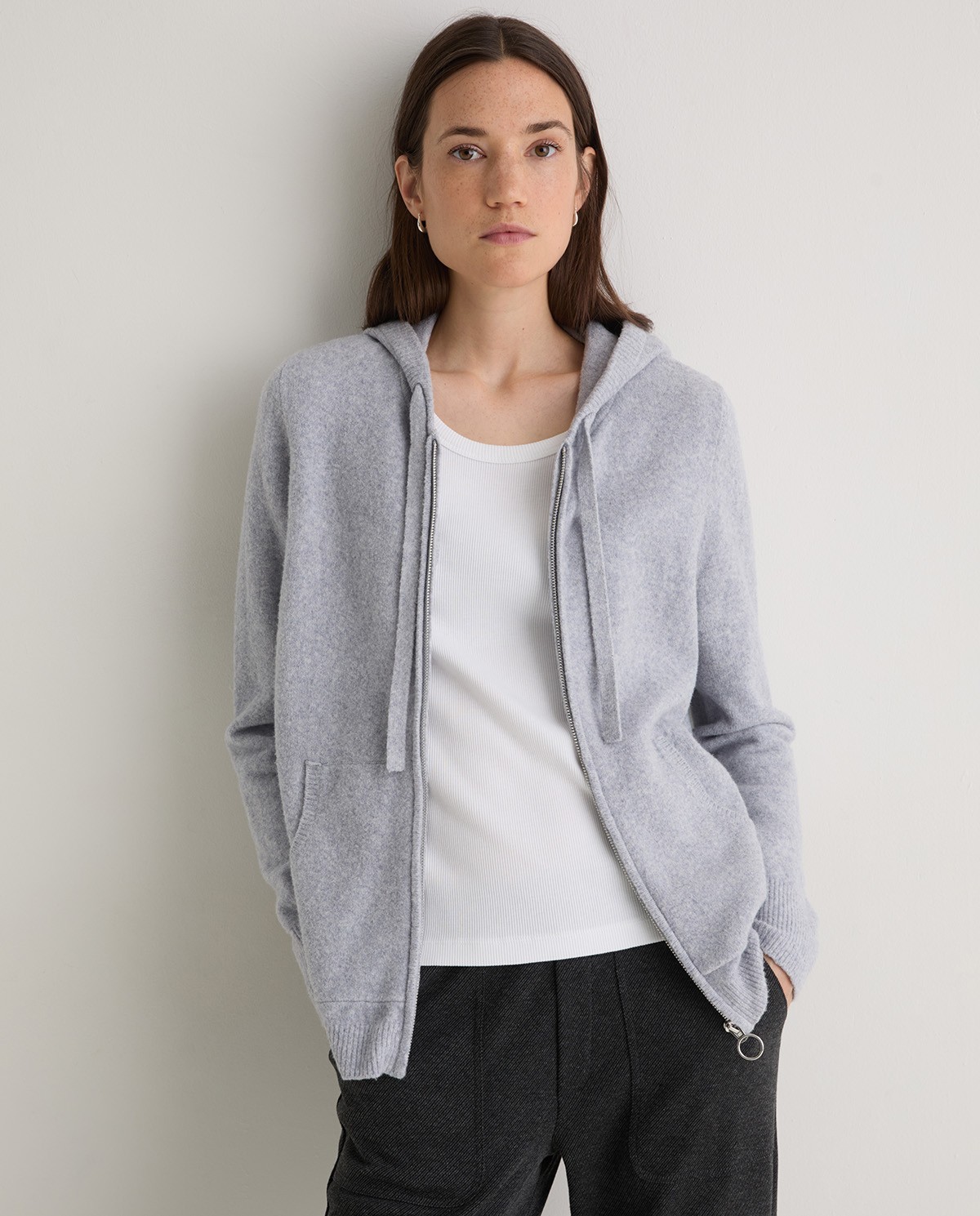 Sudadera con capucha gris - Sudadera con capucha 1