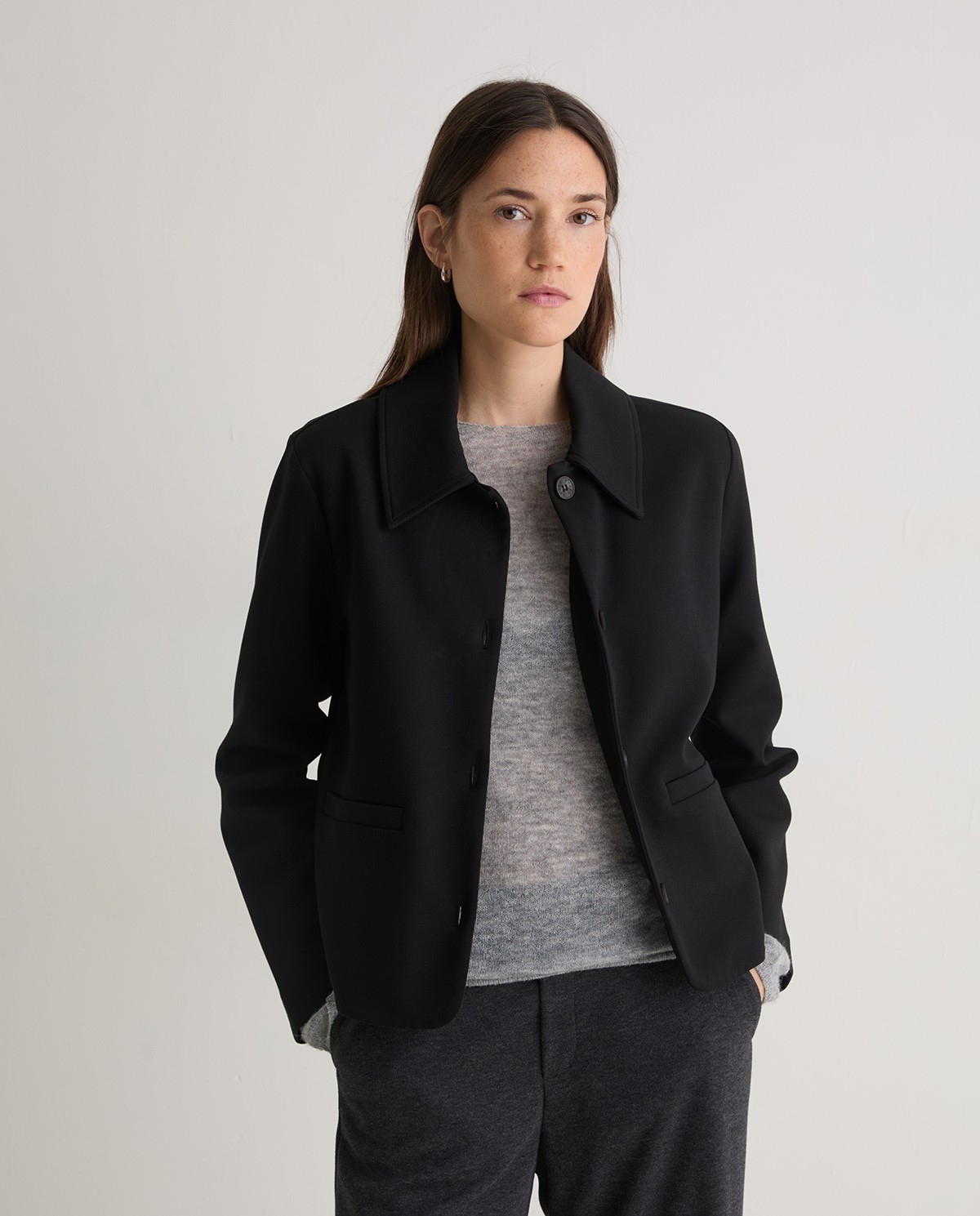 Black short cotton jacket woman Yerse - Front view