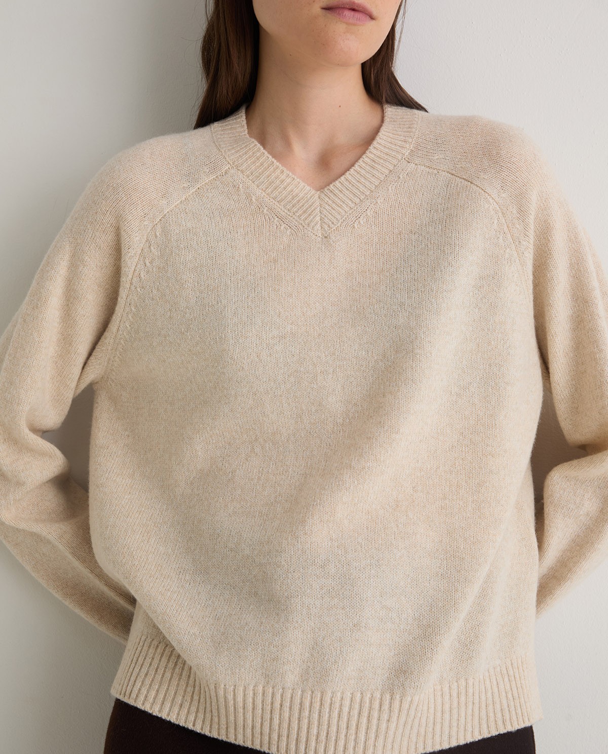 Ecru wool-blend v-neck sweater woman Yerse - Front view 1