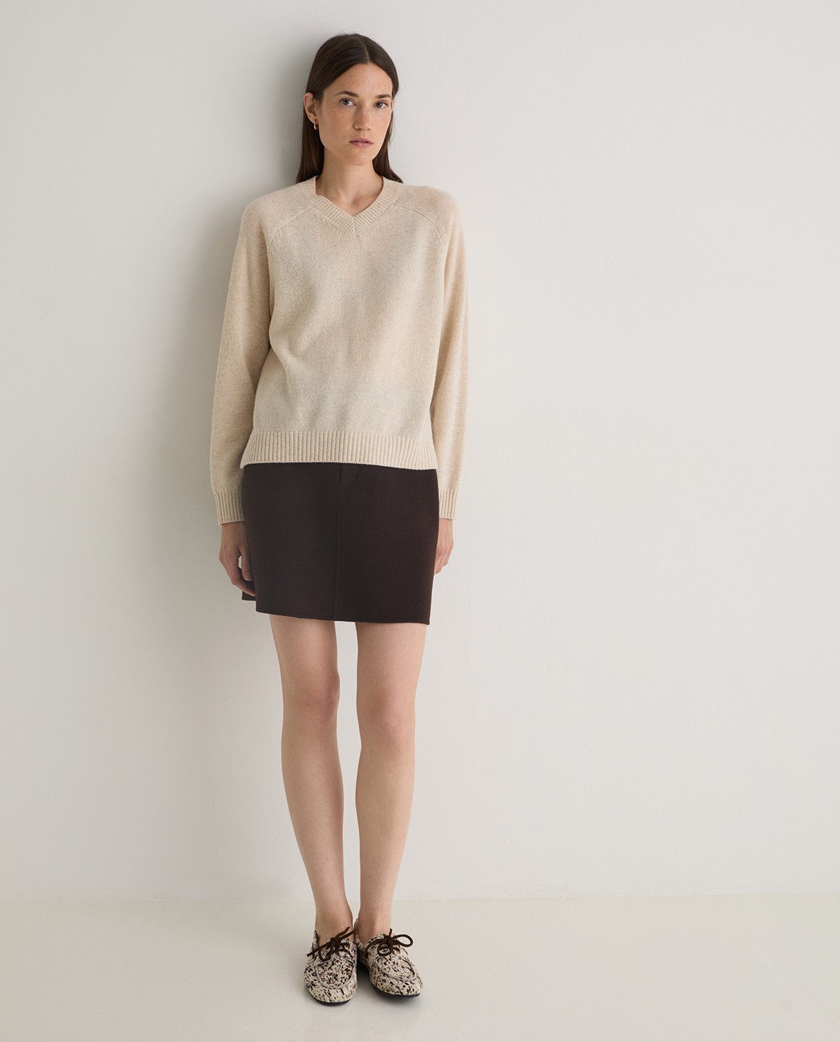 Ecru wool-blend v-neck sweater woman Yerse - Front view 5