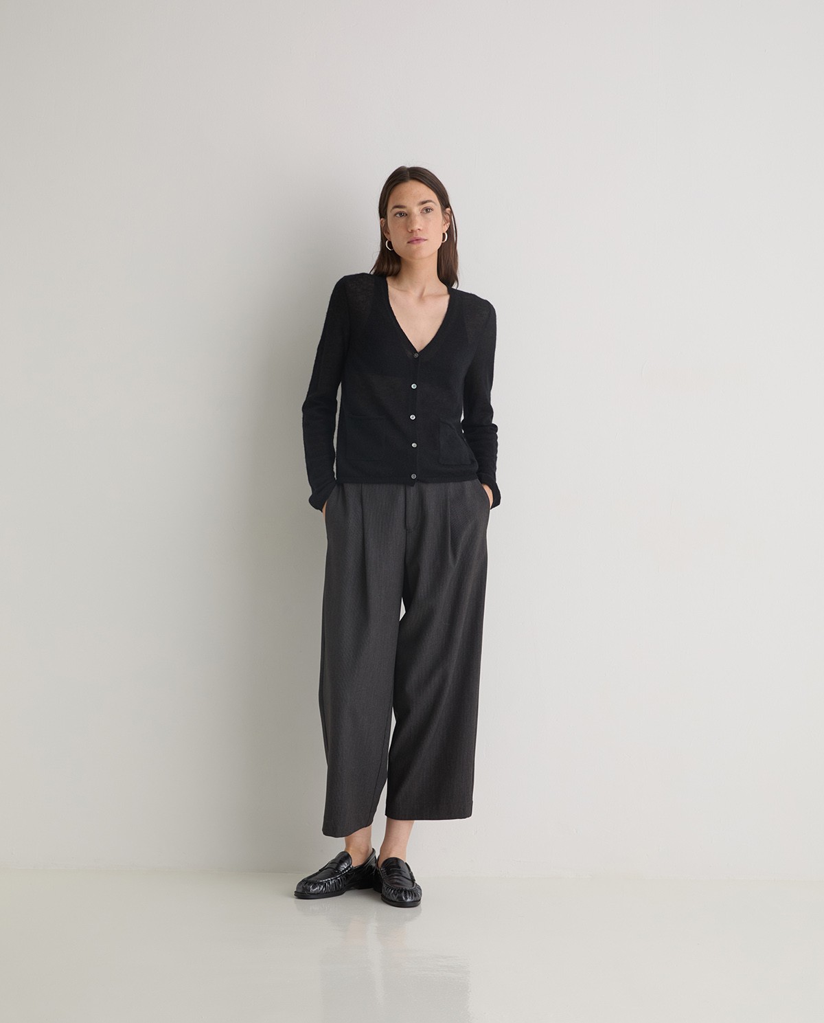 Black alpaca-blend thin cardigan woman Yerse - Front view 5