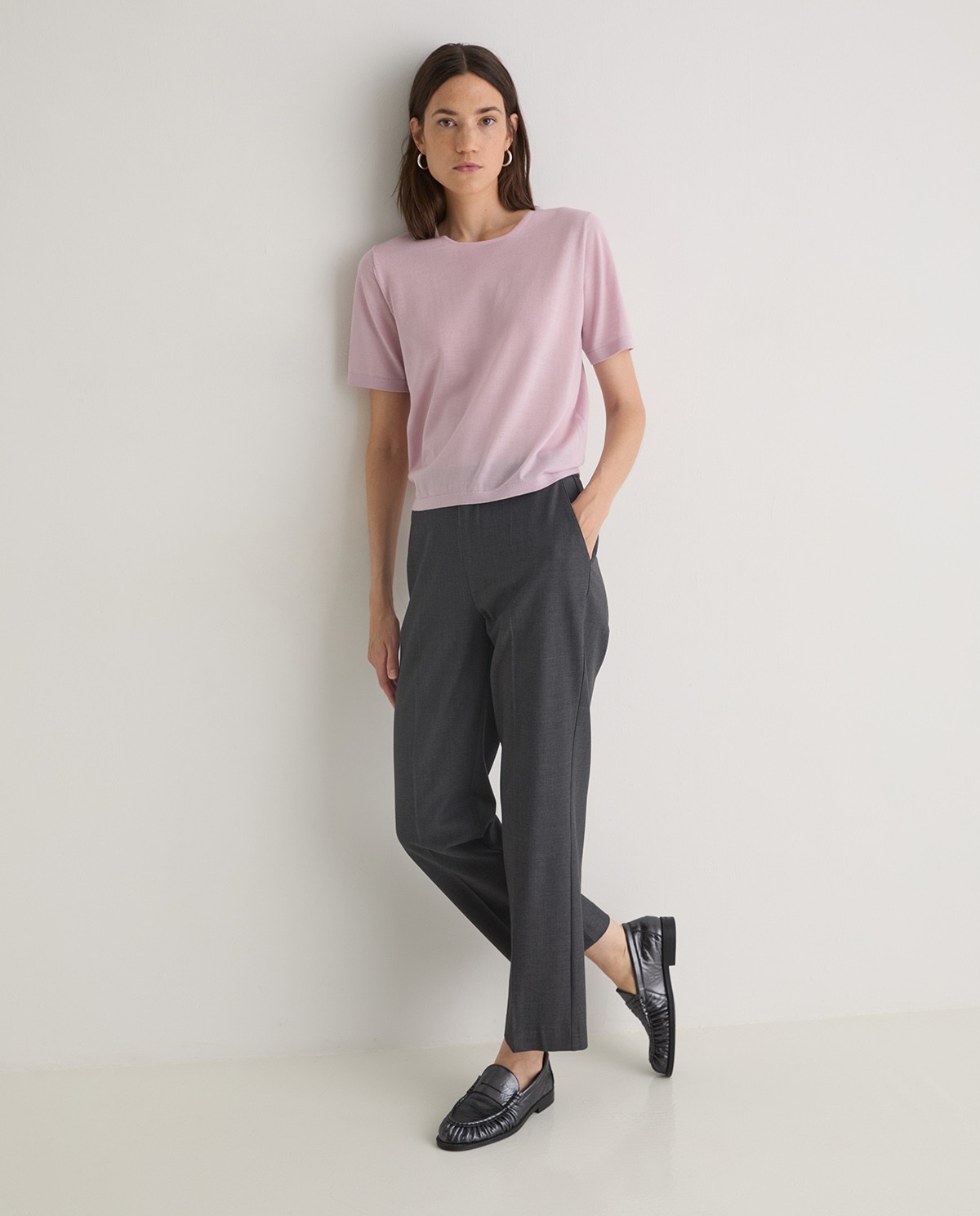 Pull 100 % laine mérinos rose pâle femme Yerse - Détail vue de face 4