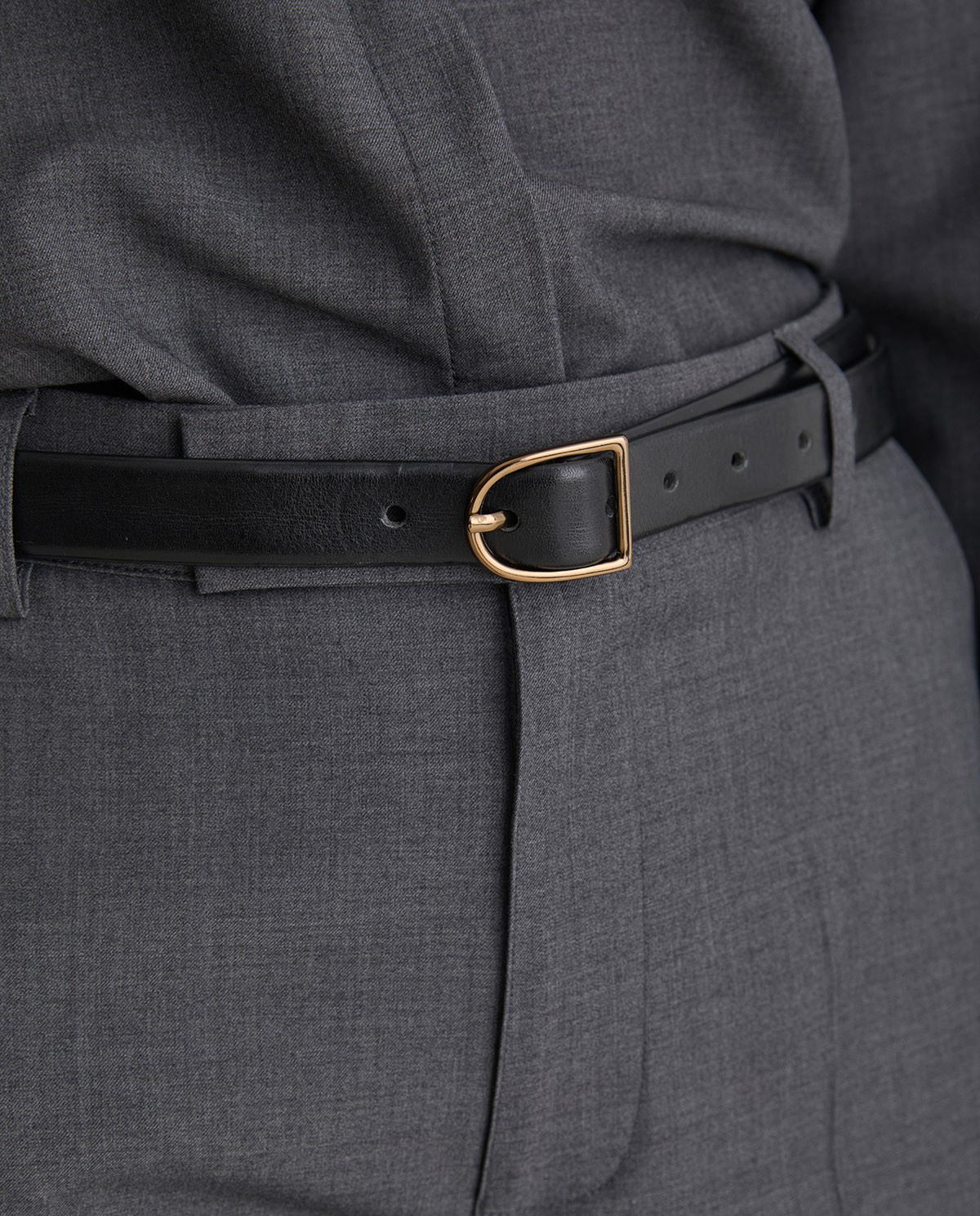 Cinturón piel hebilla ovalada negro mujer Yerse - Detalle frontal 1
