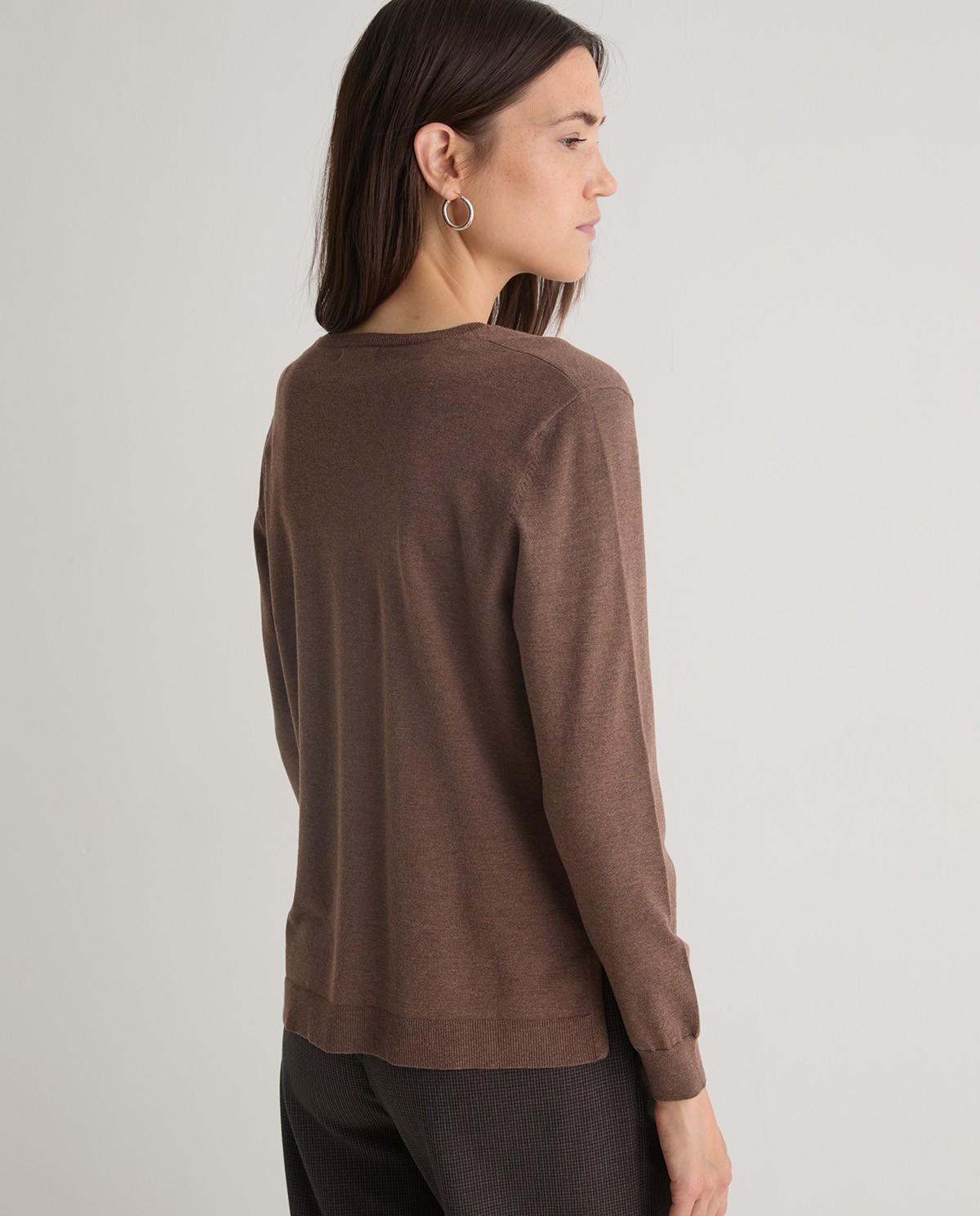 Sand viscose sweater with side slits woman Yerse - Front view 3