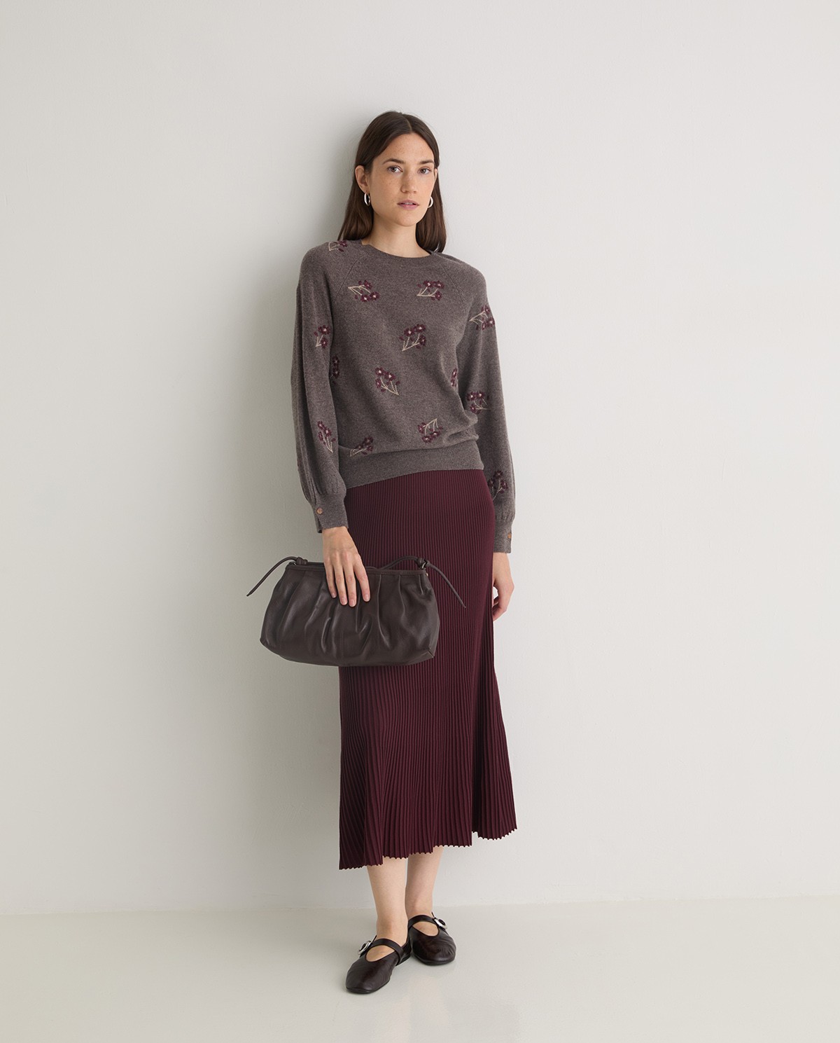 Maroon pleated midi skirt woman Yerse - Front view