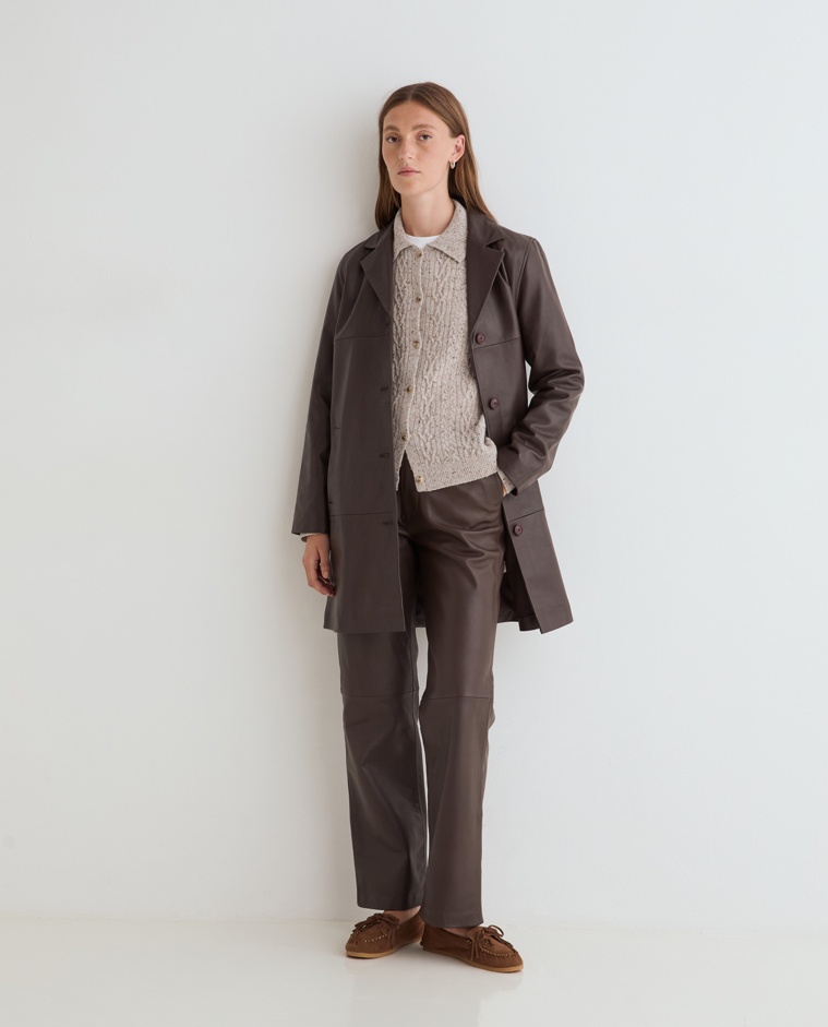 Women's straight leather trousers in chocolate