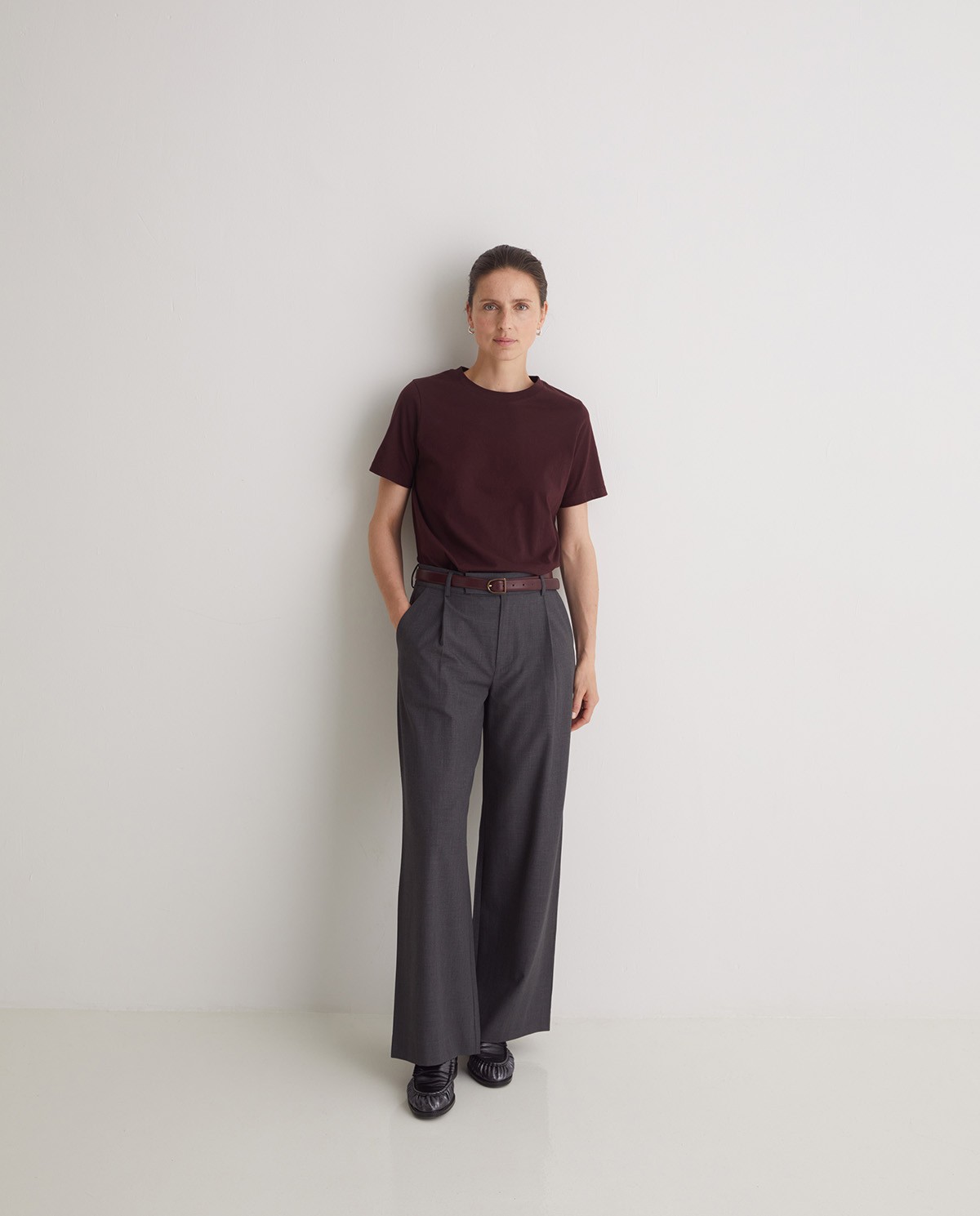 Gray pleated wide-leg suit pants - Wide-leg pants 4