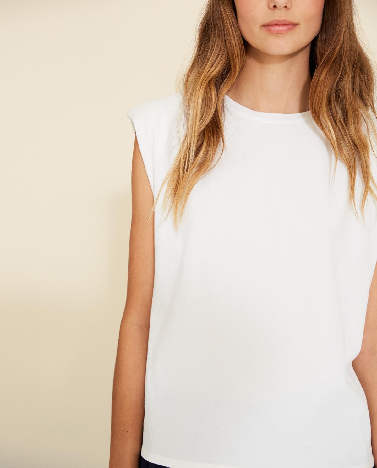 shoulder pad white t shirt
