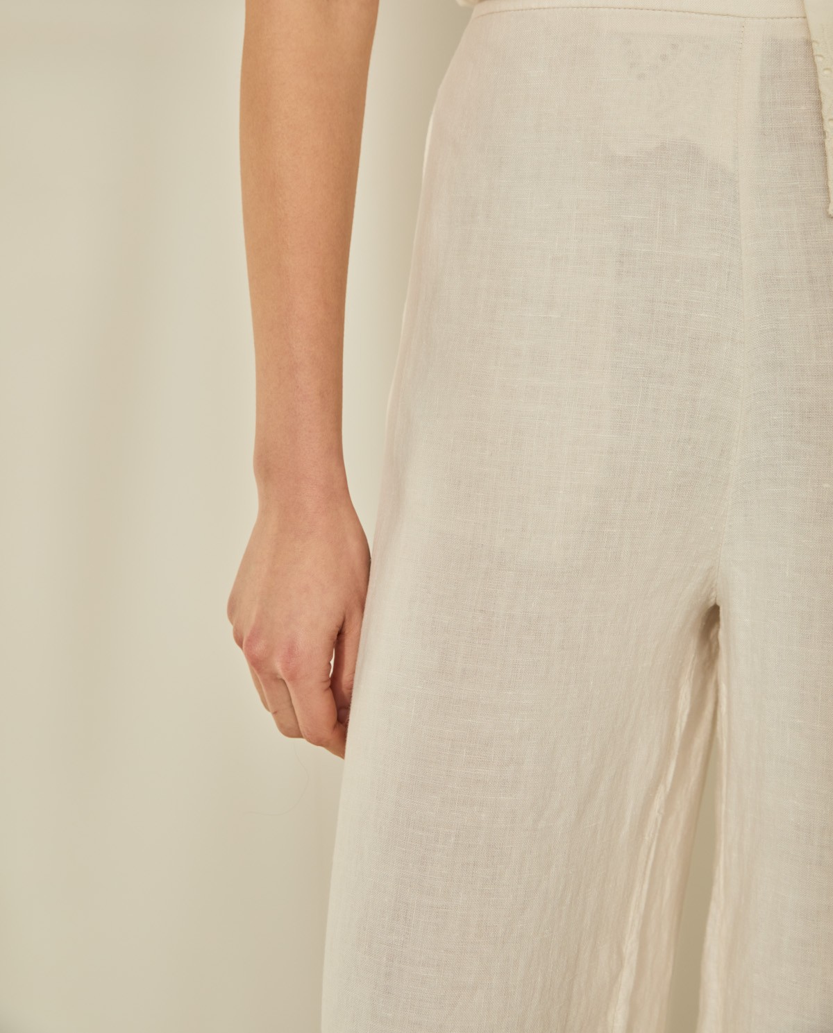 Pantalón llino palazzo Crudo