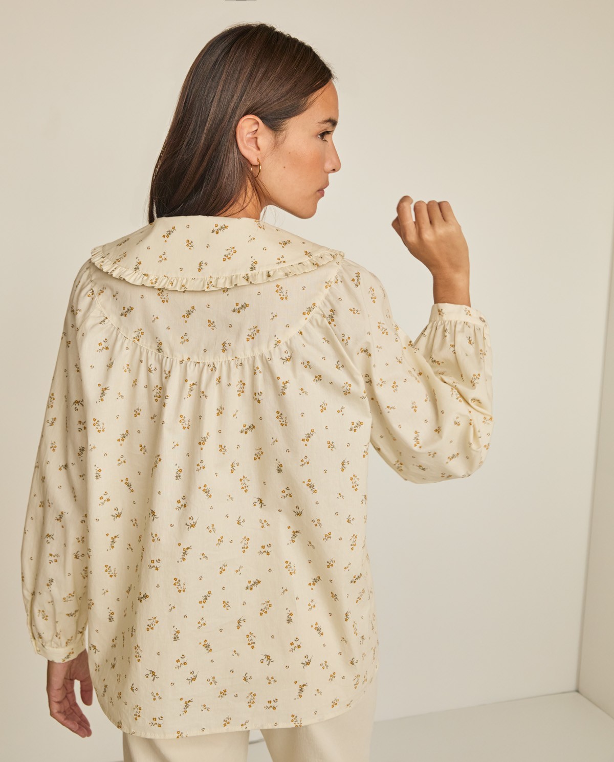 Blusa cuello babydoll Blanco roto | Camisas Mango Mujer · Lrpotterauthor