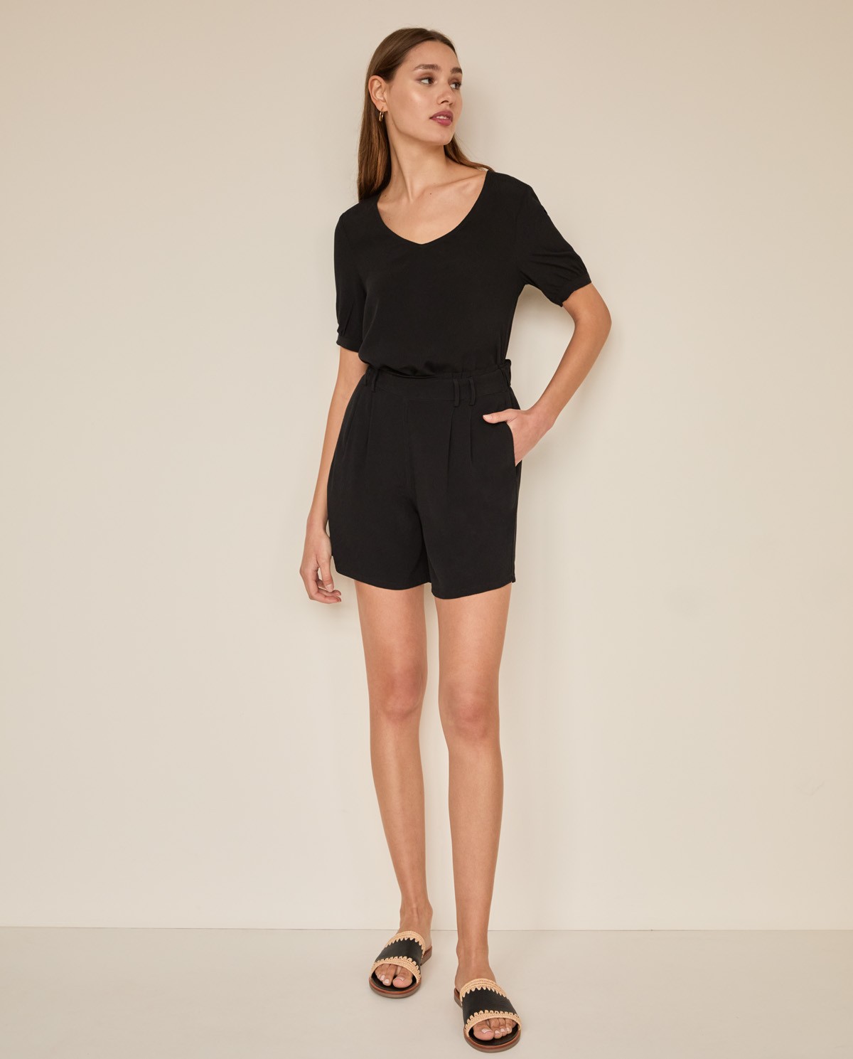 Short fluido Negro
