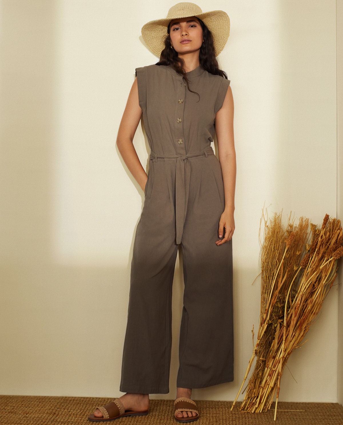Sleevless jumpsuit Khaki