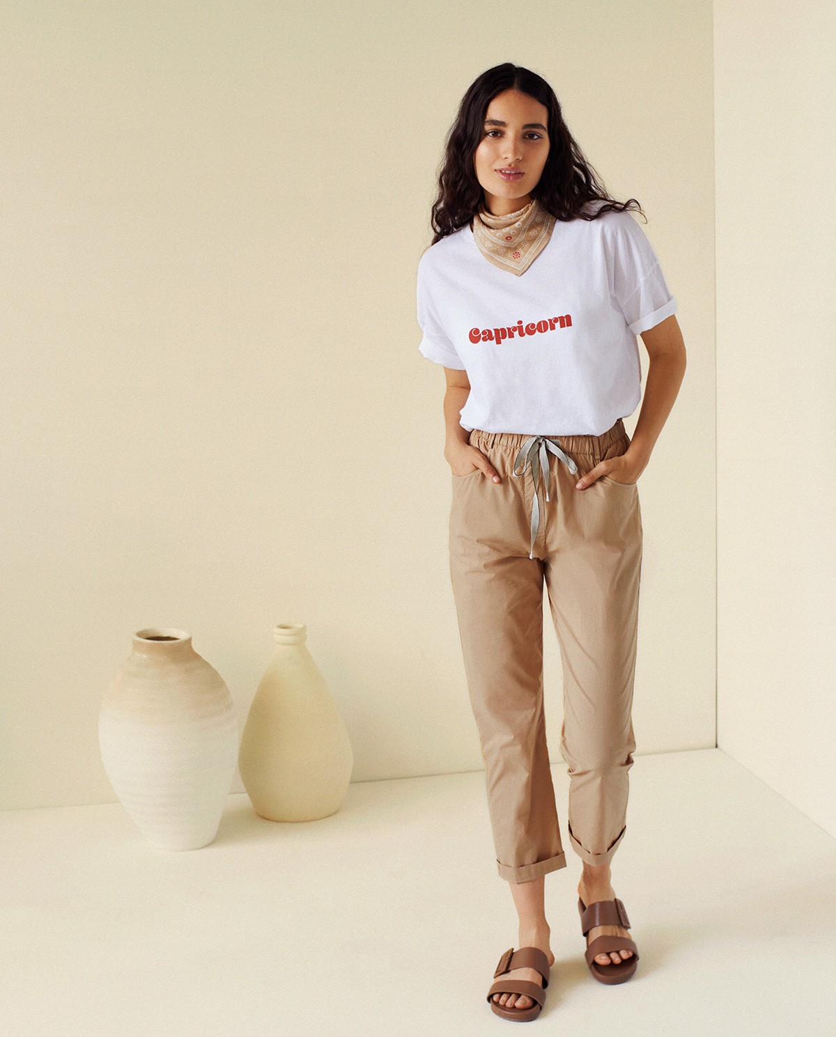 Paperbag trousers with elastic waist Beige