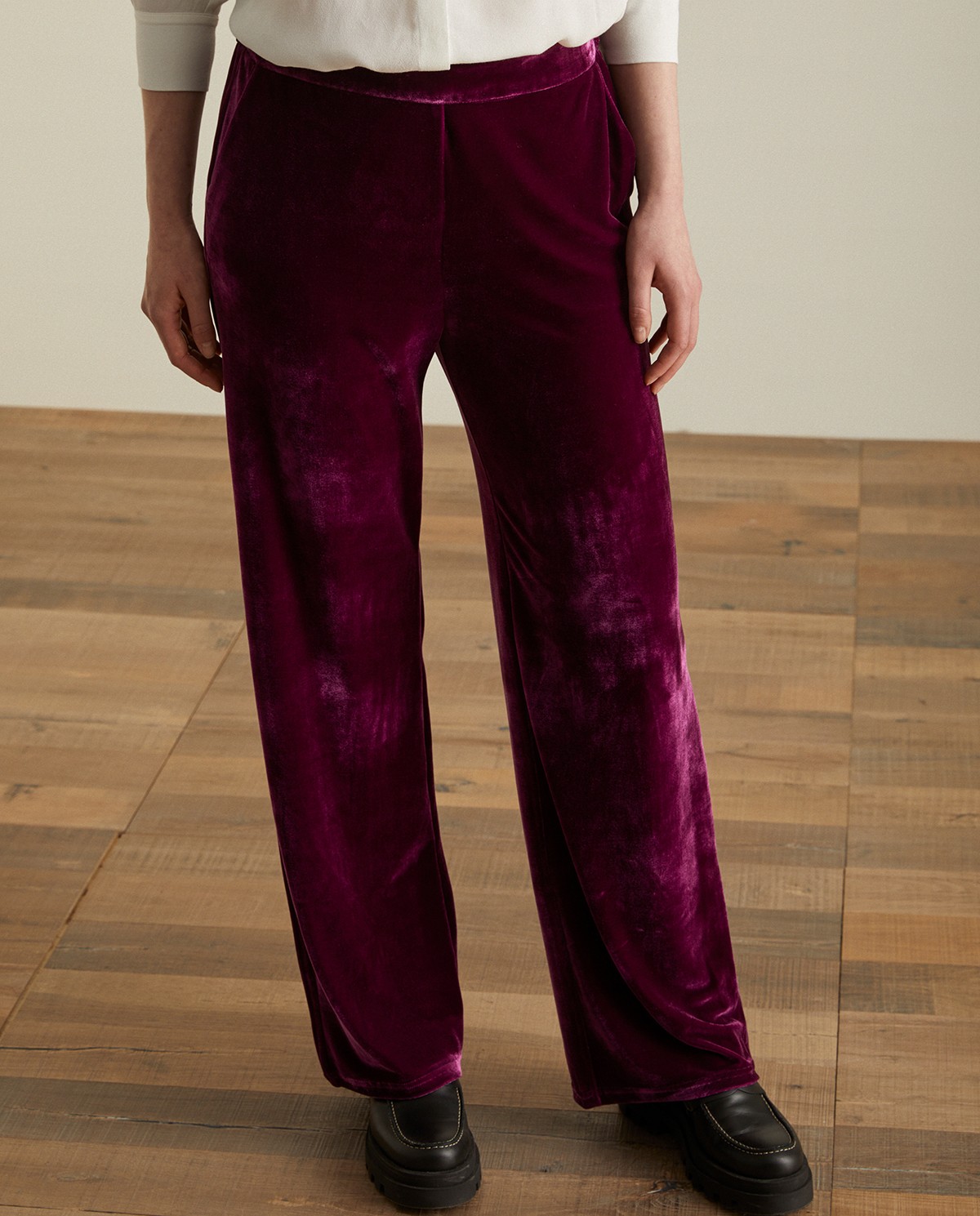 Wide-leg velvet trousers Purple