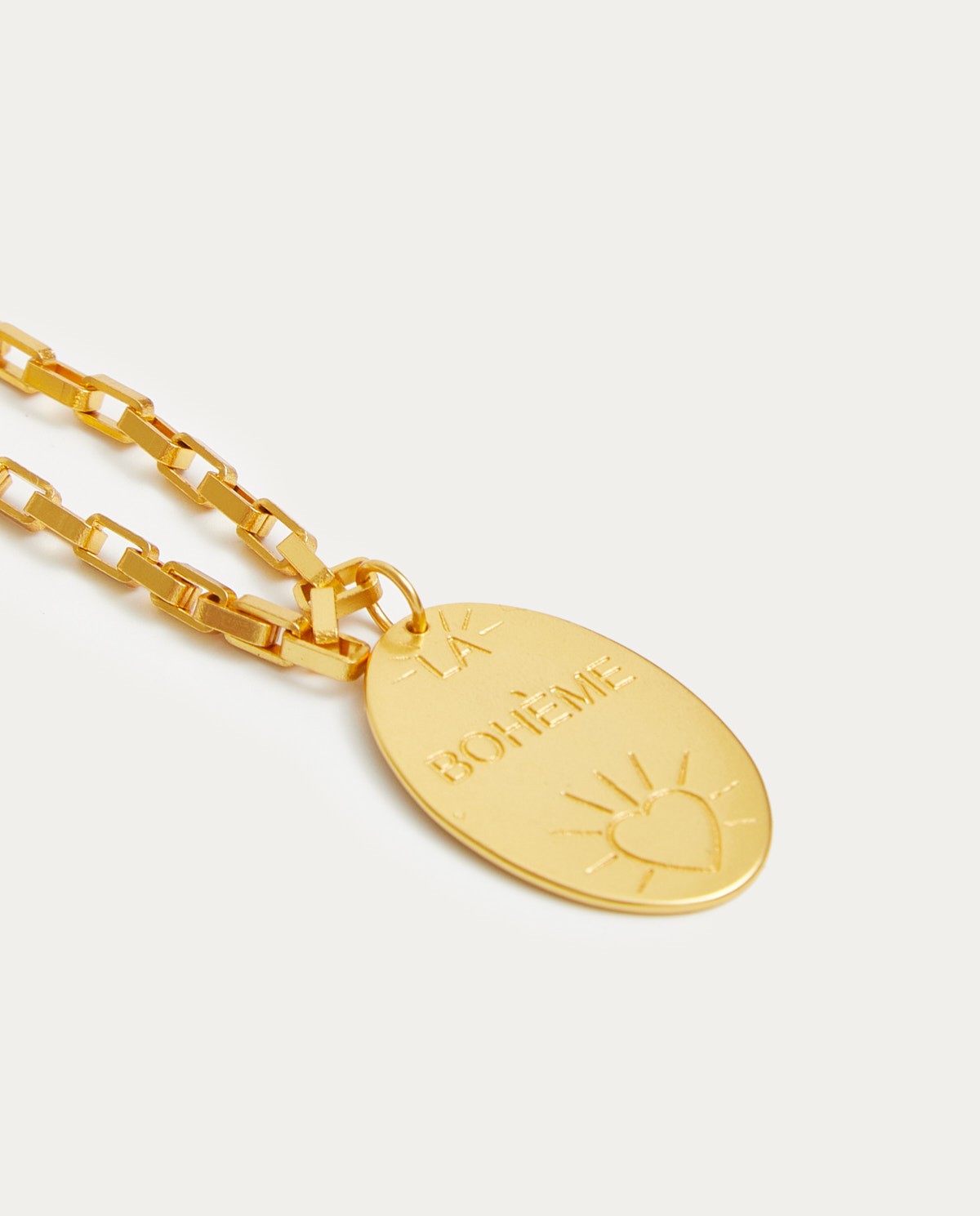 Medal necklace gold