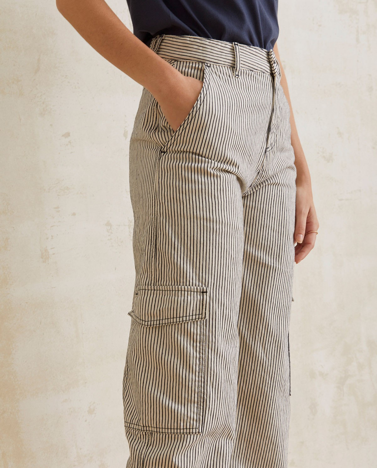 Striped cargo trousers Blue 4