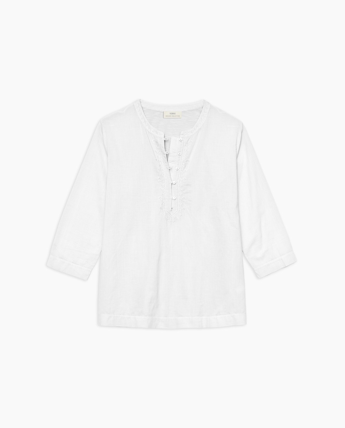 Camiseta escote panadero bordado blanco 5