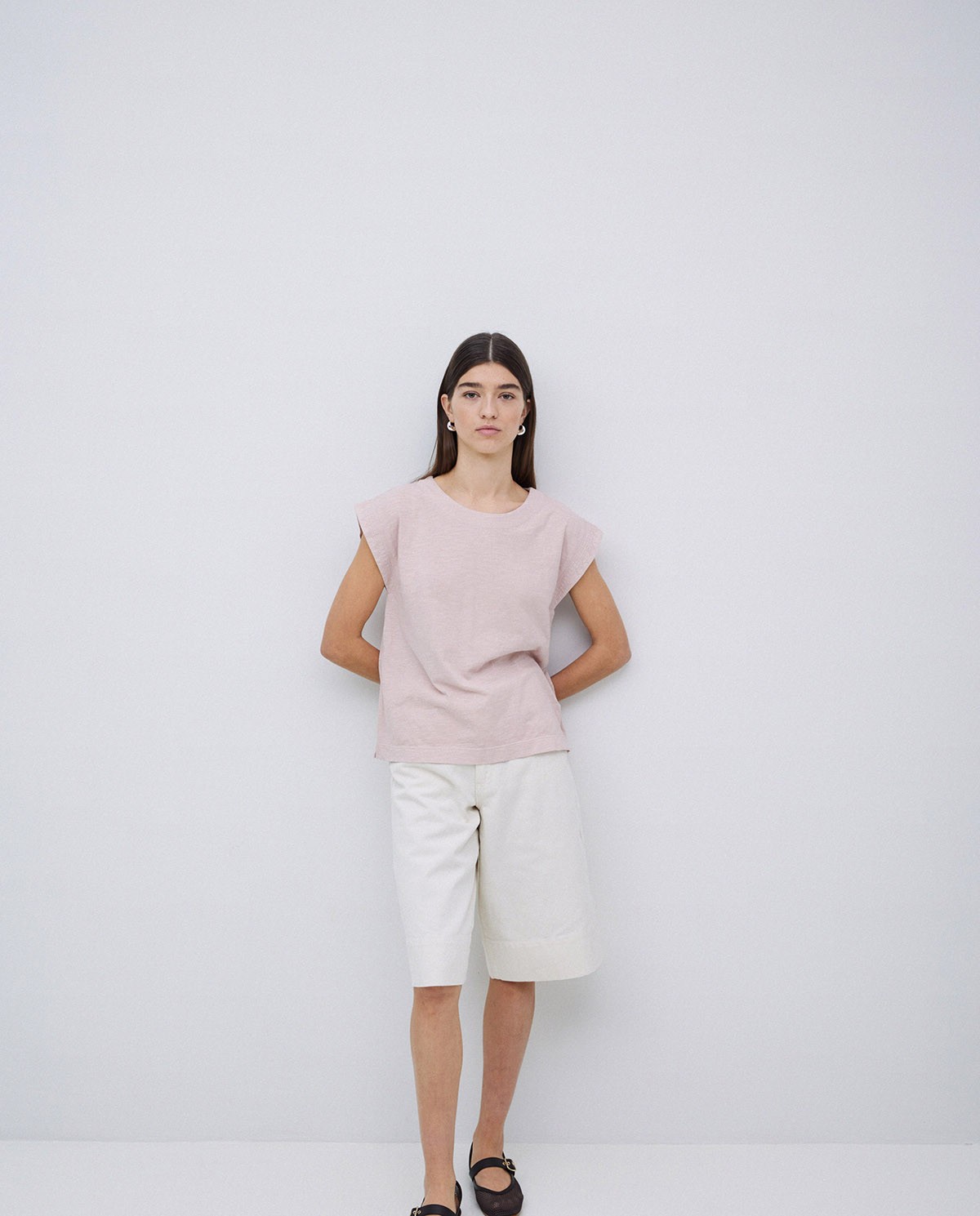 Camiseta sin mangas bordado rosa pálido 3