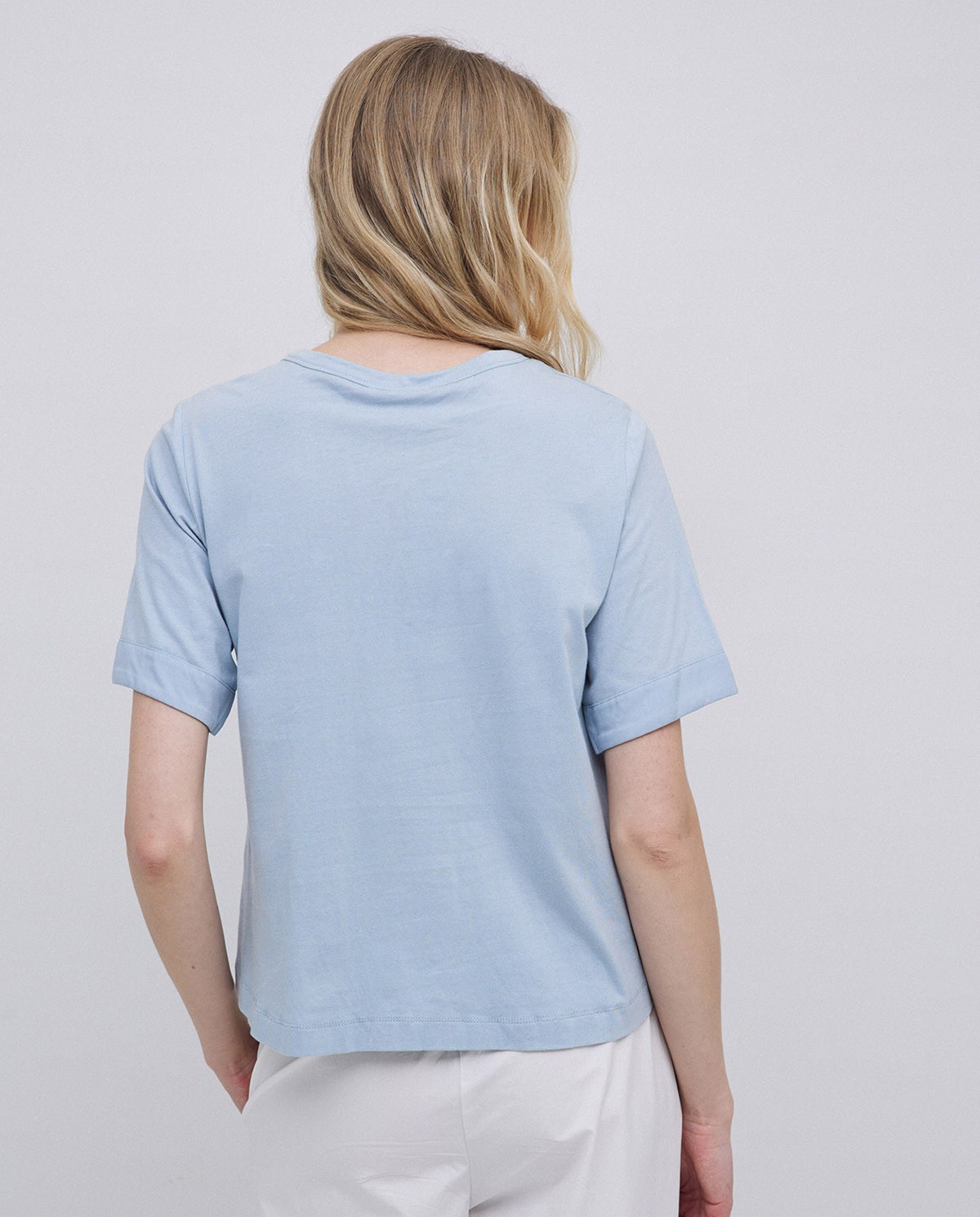 Camiseta bimateria escote redondo azul grisáceo