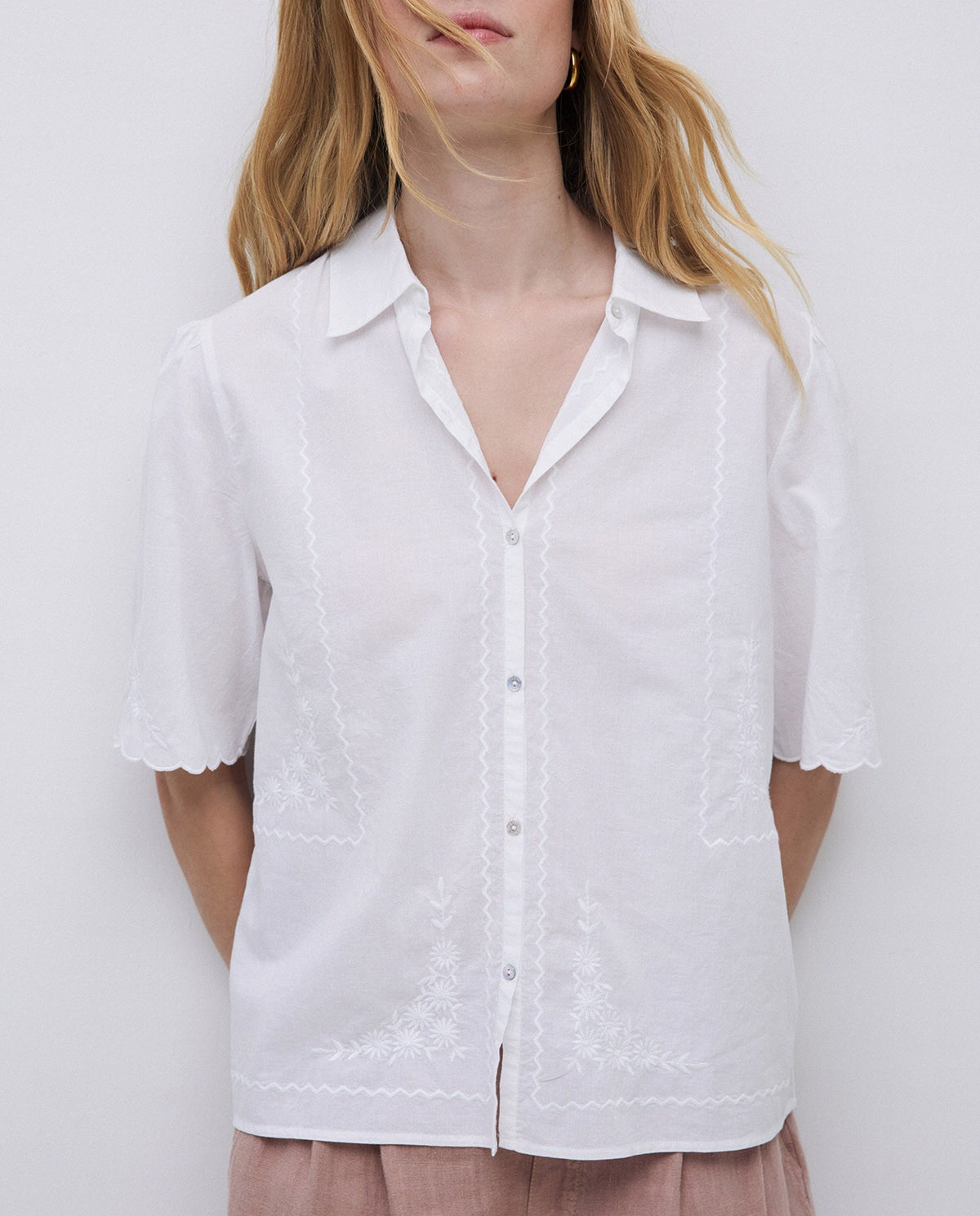 Camisa algodón bordados blanco 1