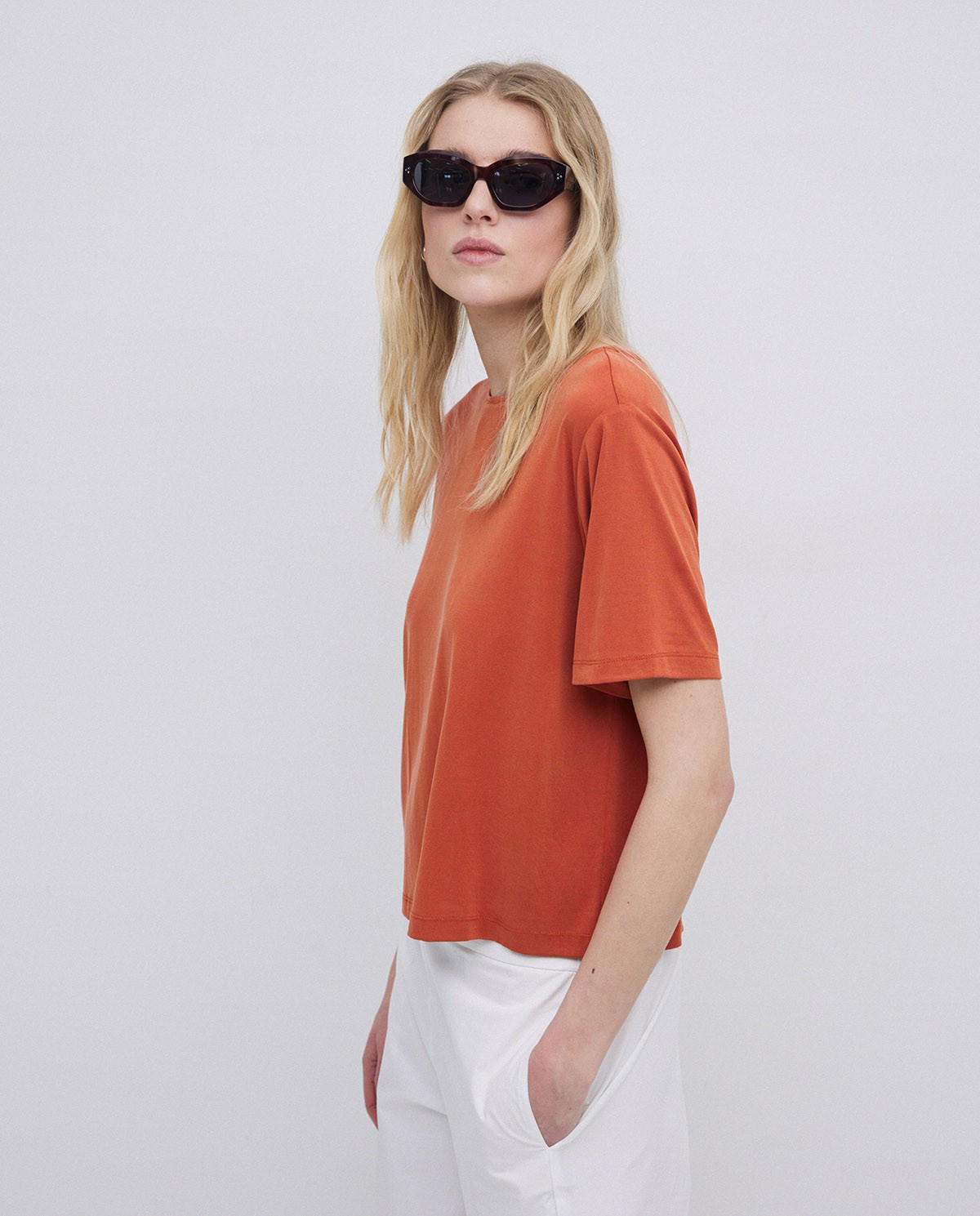 Camiseta holgada modal terracota 1
