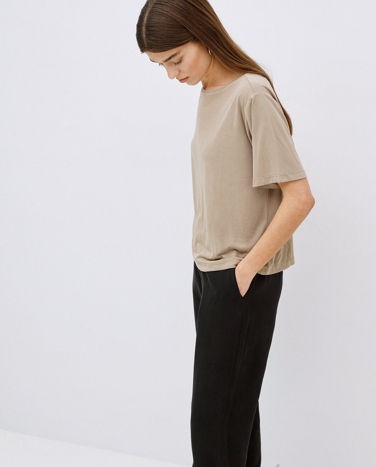 Camiseta holgada modal caqui 3