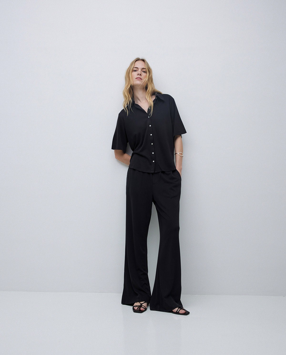 Pantalones punto fluidos negro 3