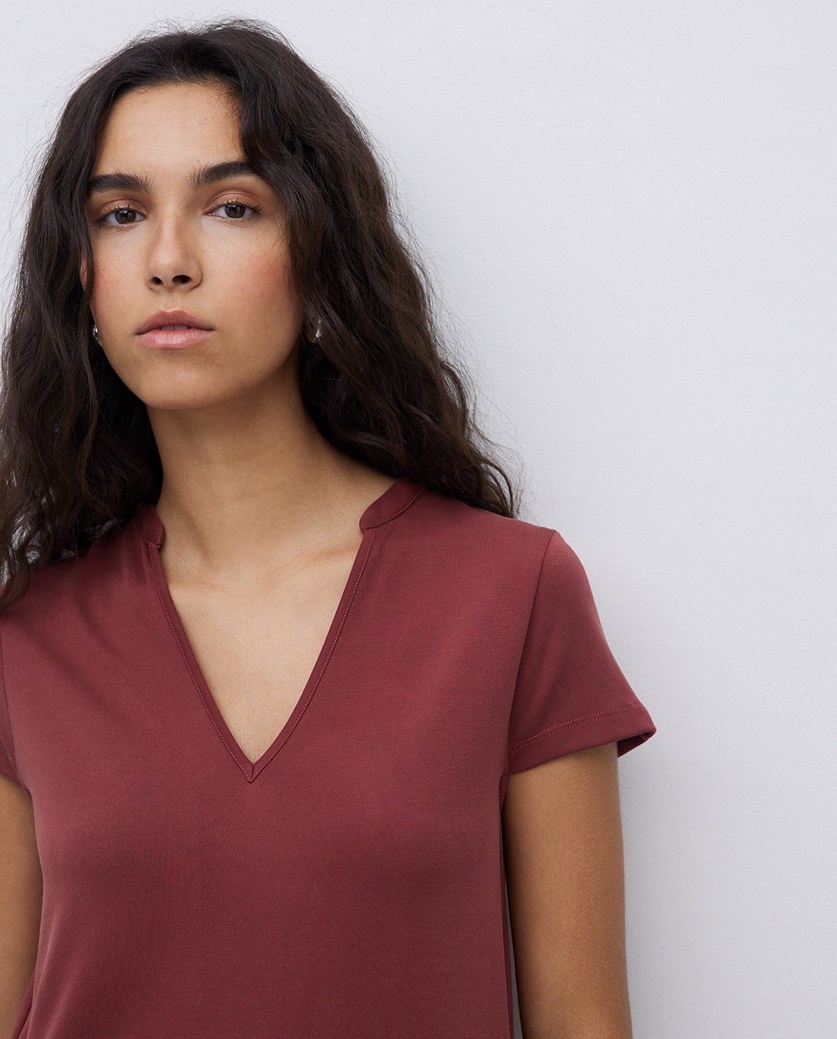 Burgundy cap-sleeve midi dress 4