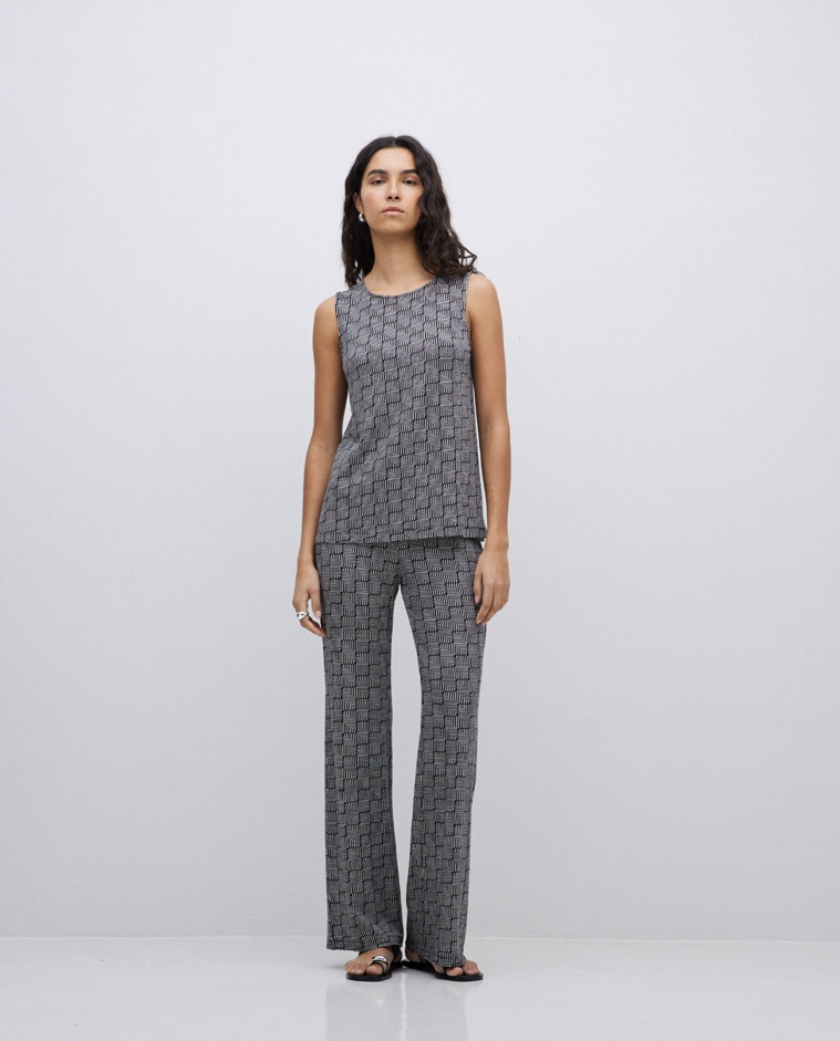 Pantalones flare geométrico negro