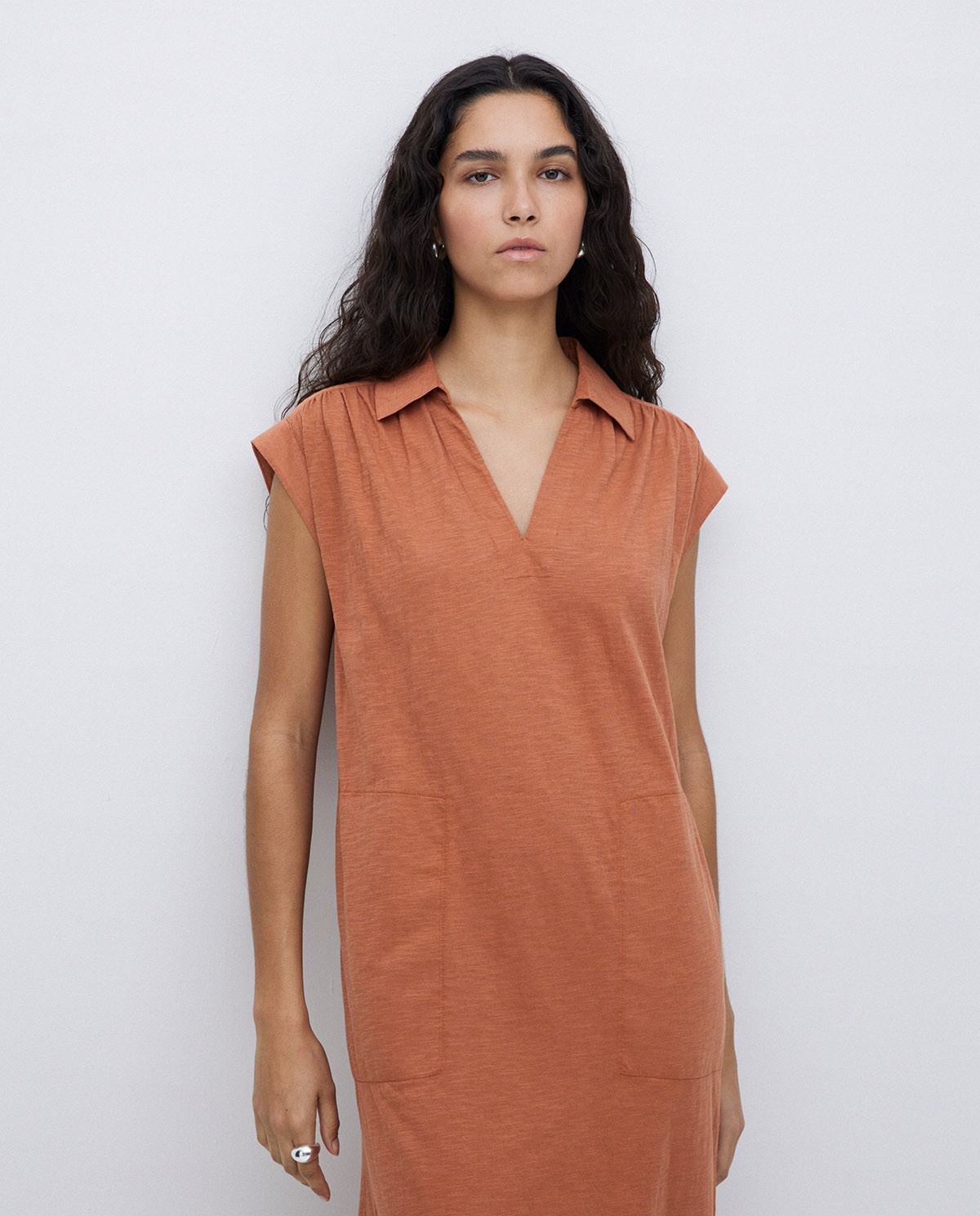 Vestido camisero flamé de algodón terracota 3