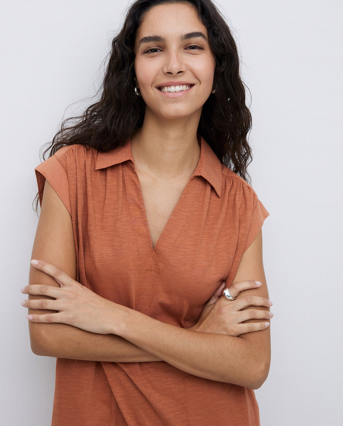 Vestido camisero flamé de algodón terracota 1