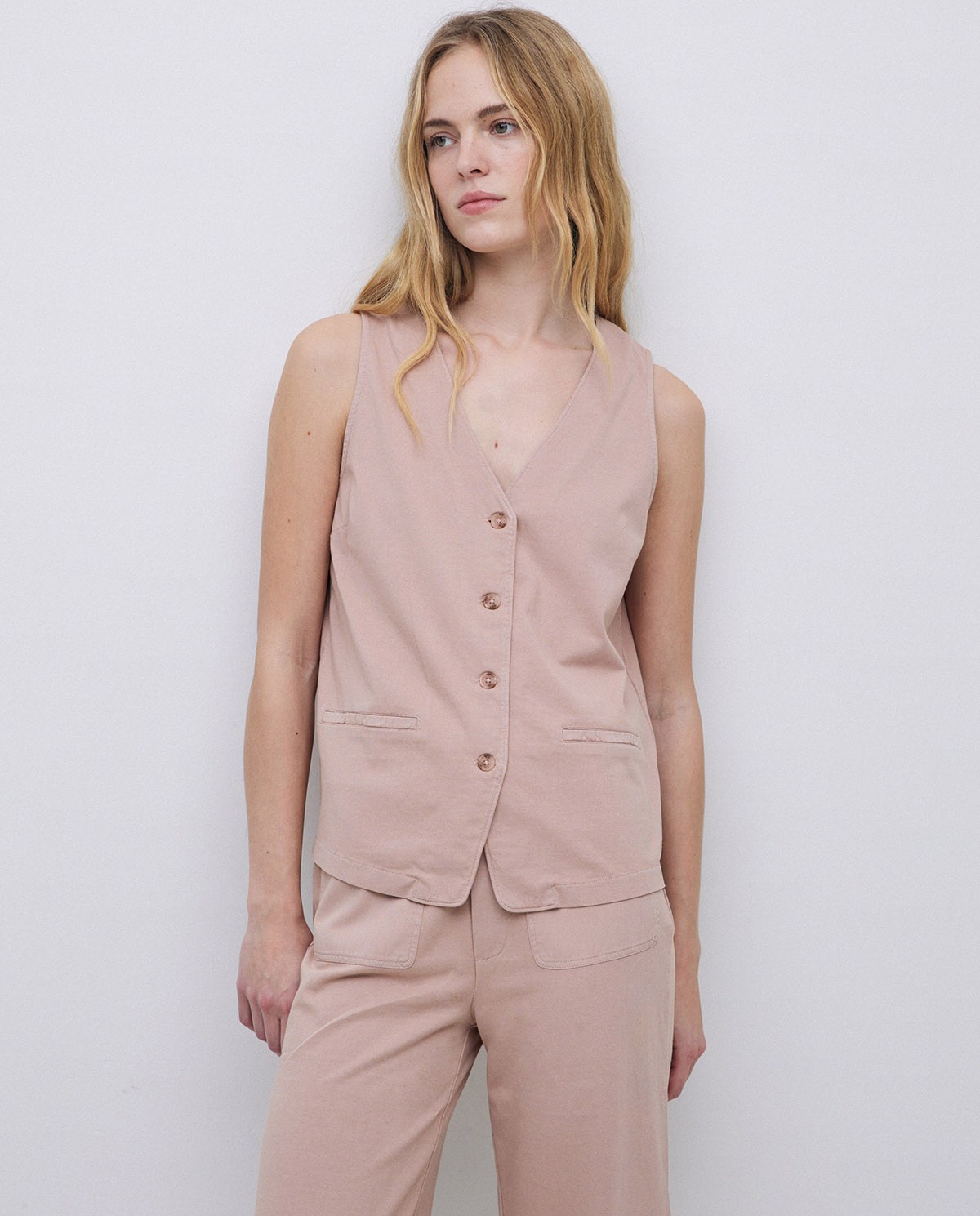 Gilet en coton maille rose antique