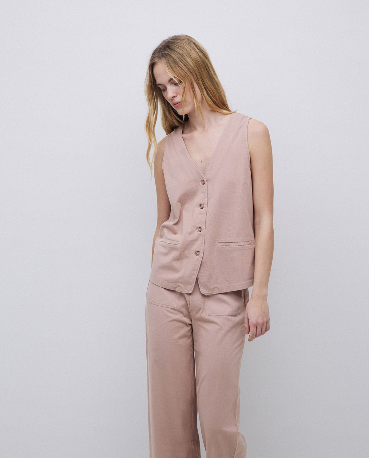 Gilet en coton maille rose antique 1