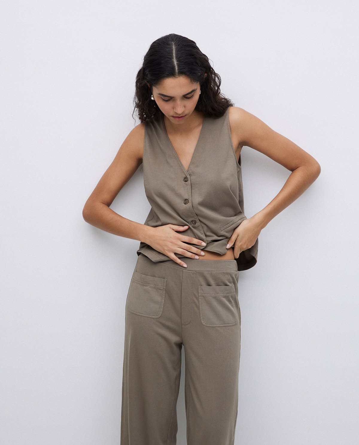 Pantalones de punto algodón caqui 2