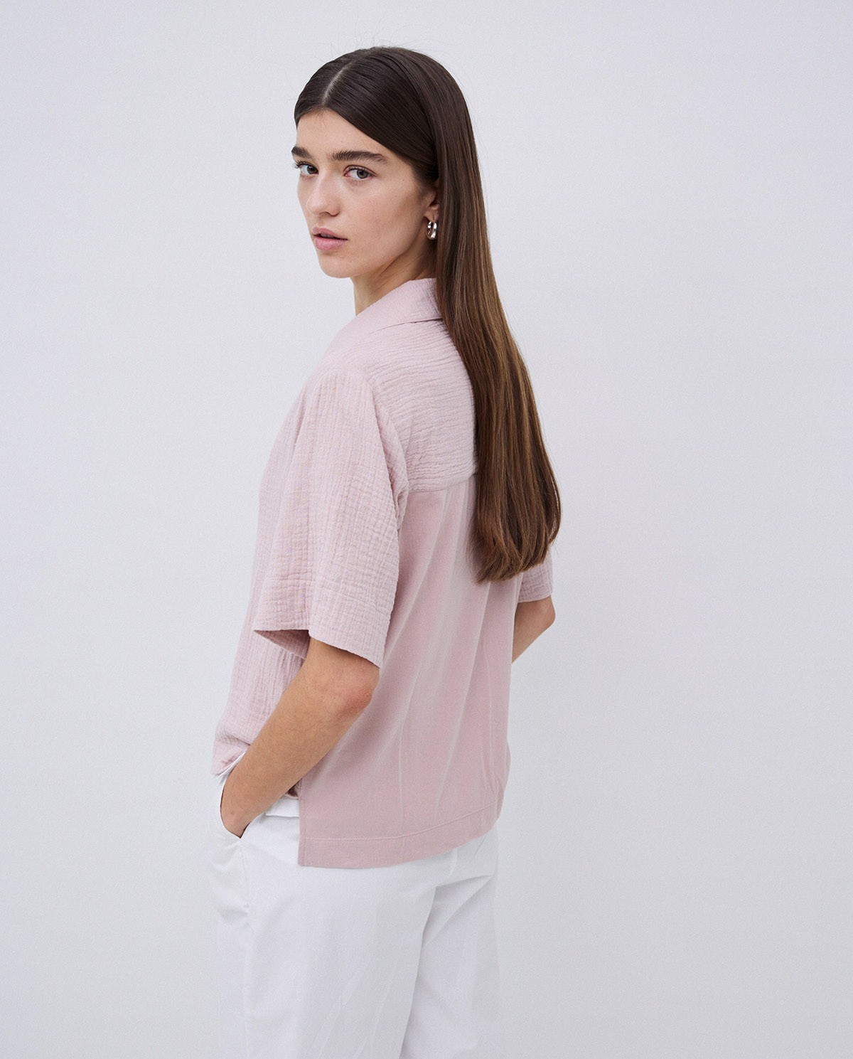 Camisa bimateria cuello solapa rosa pálido 2